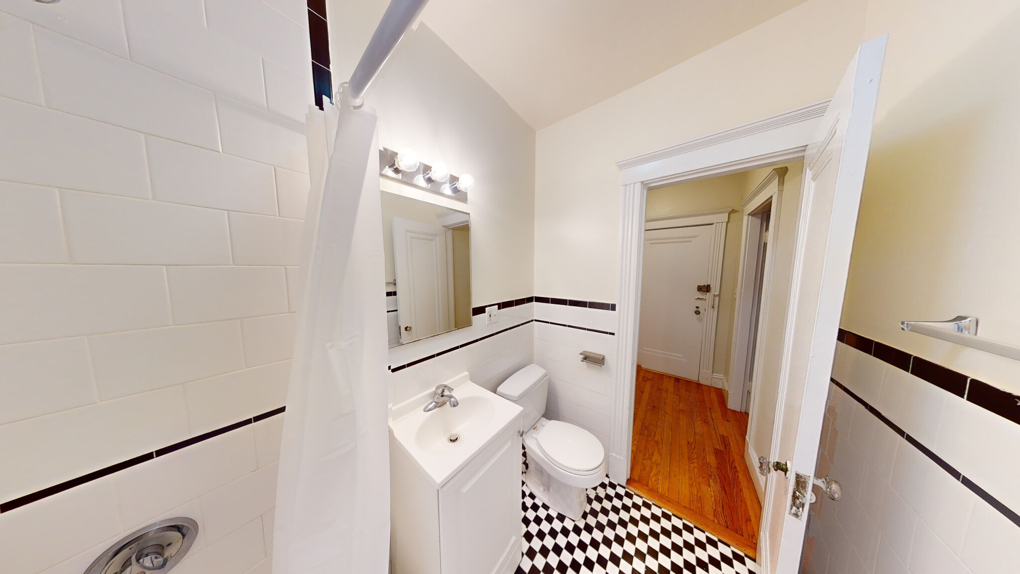 1940 Commonwealth Ave, Brighton