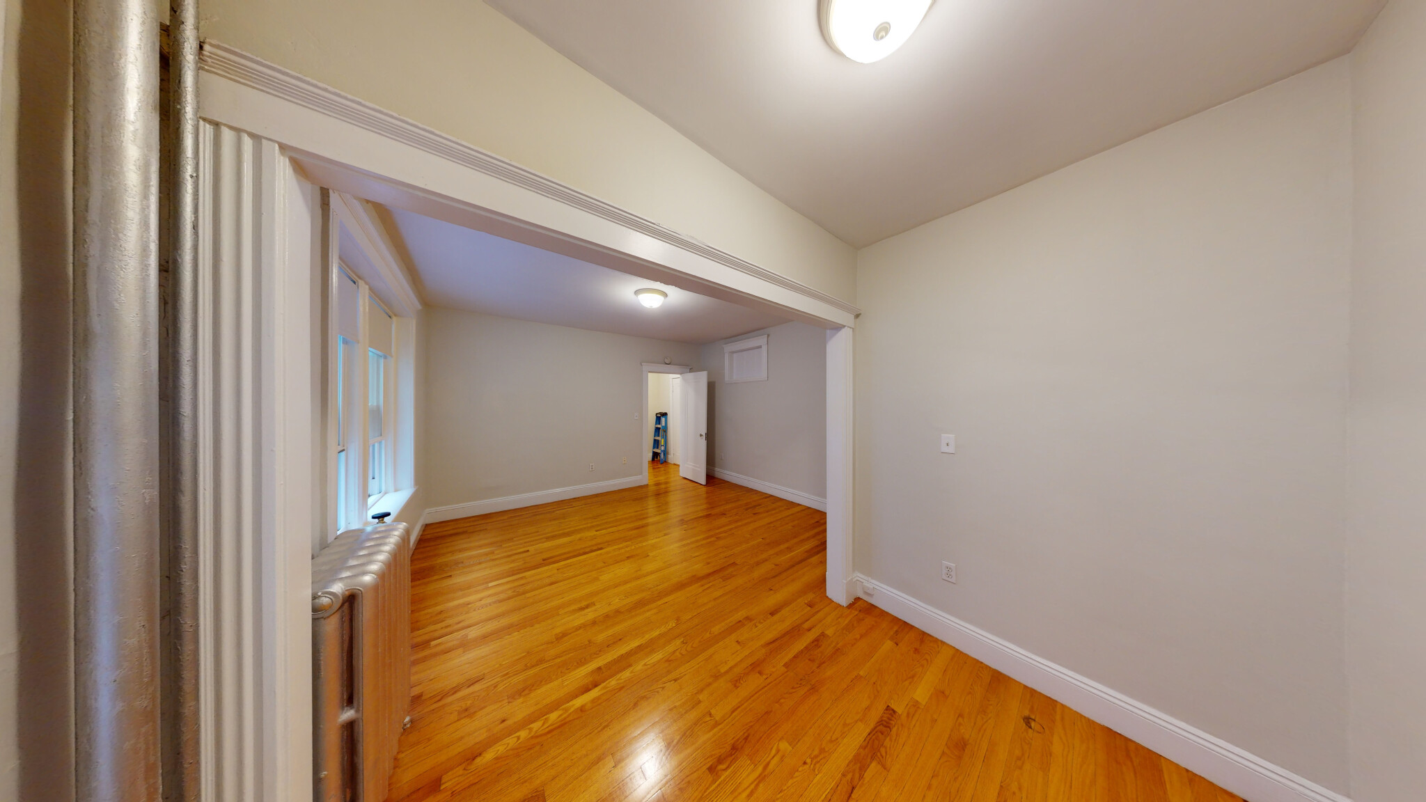 1940 Commonwealth Ave, Brighton