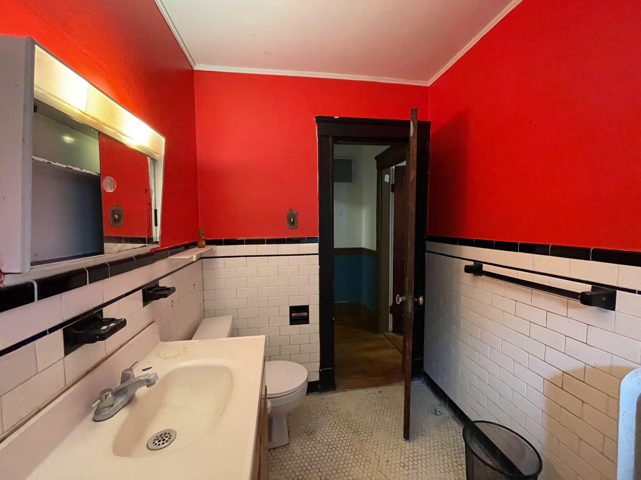 94 Winchester St, North Brookline