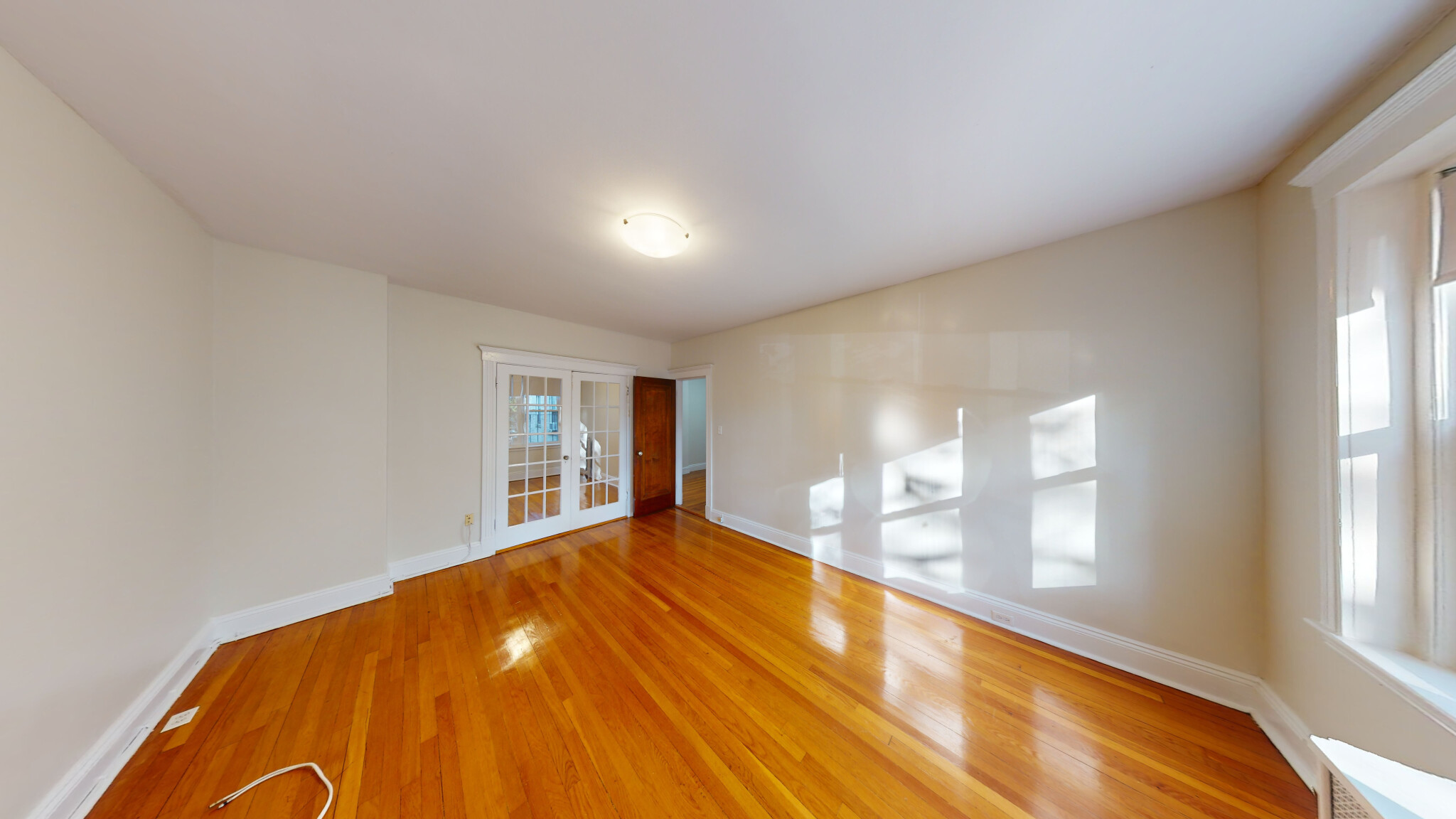 1940 Commonwealth Ave, Brighton