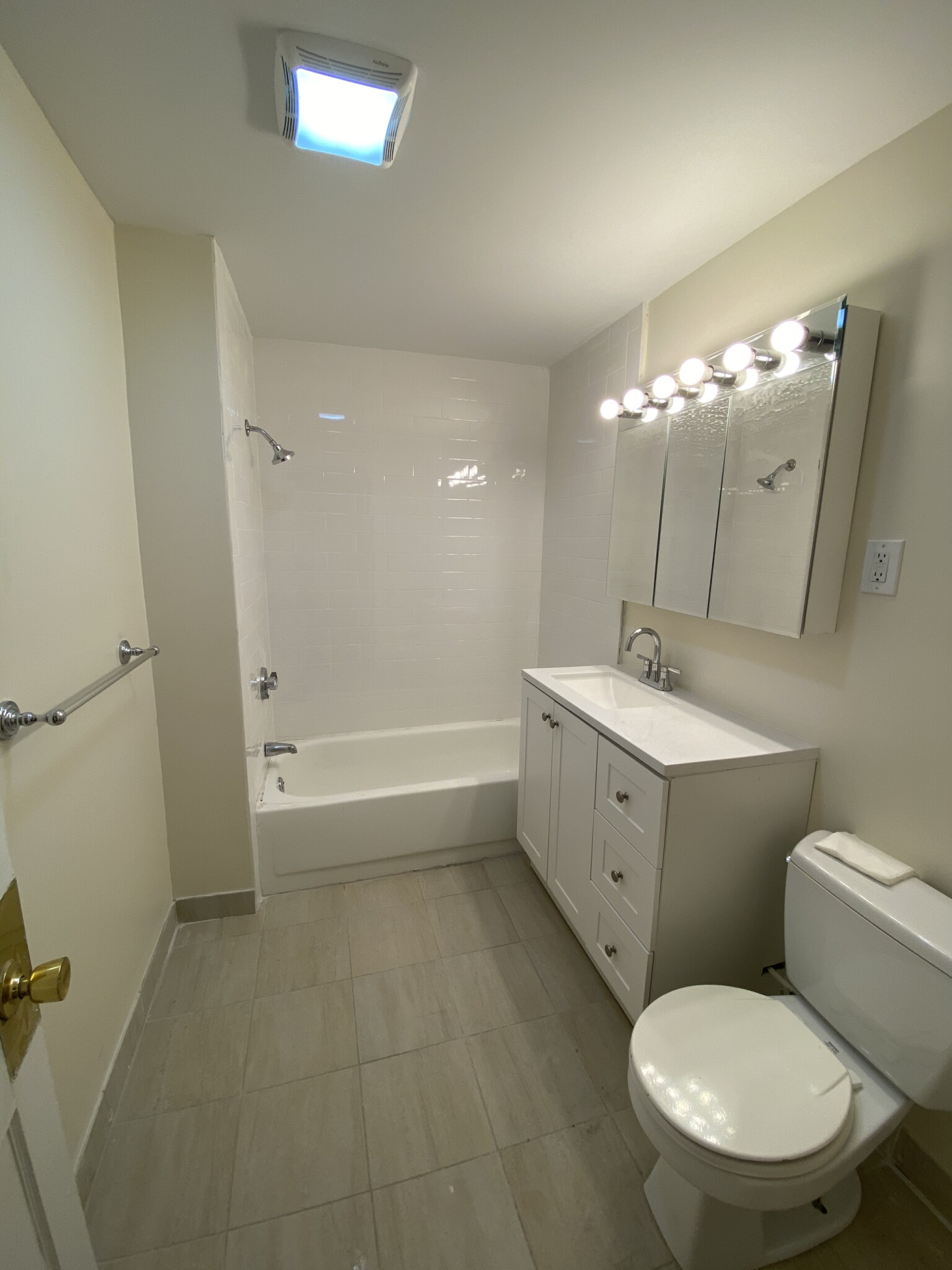 6 Barrows St, Allston