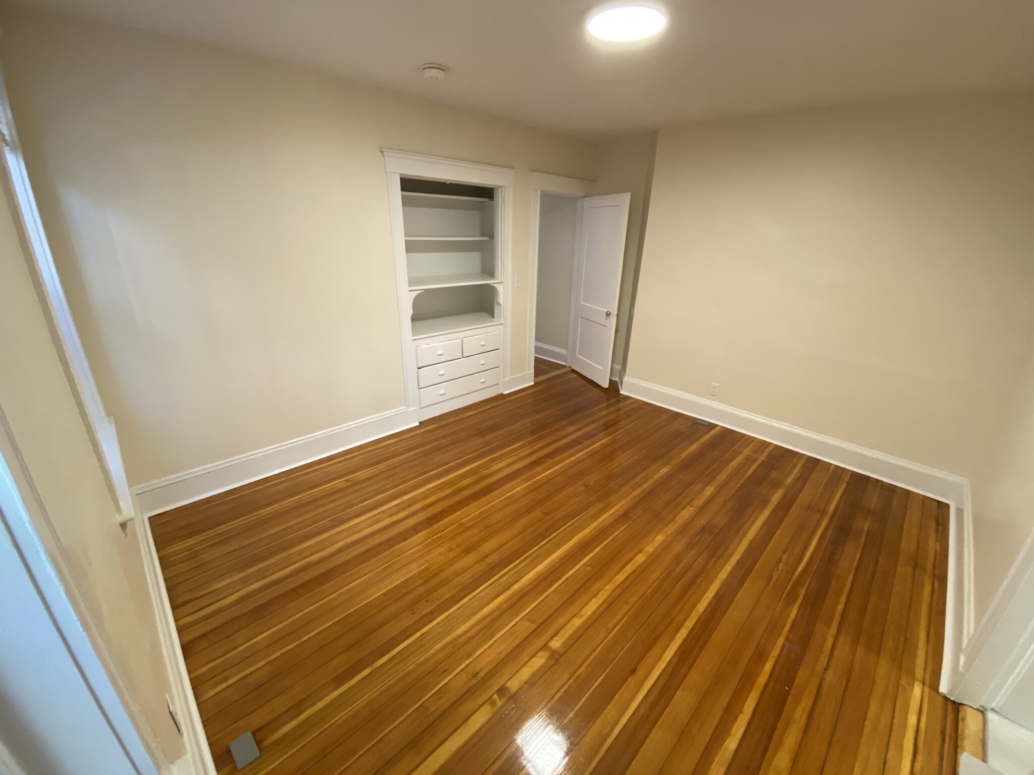 6 Barrows St, Allston