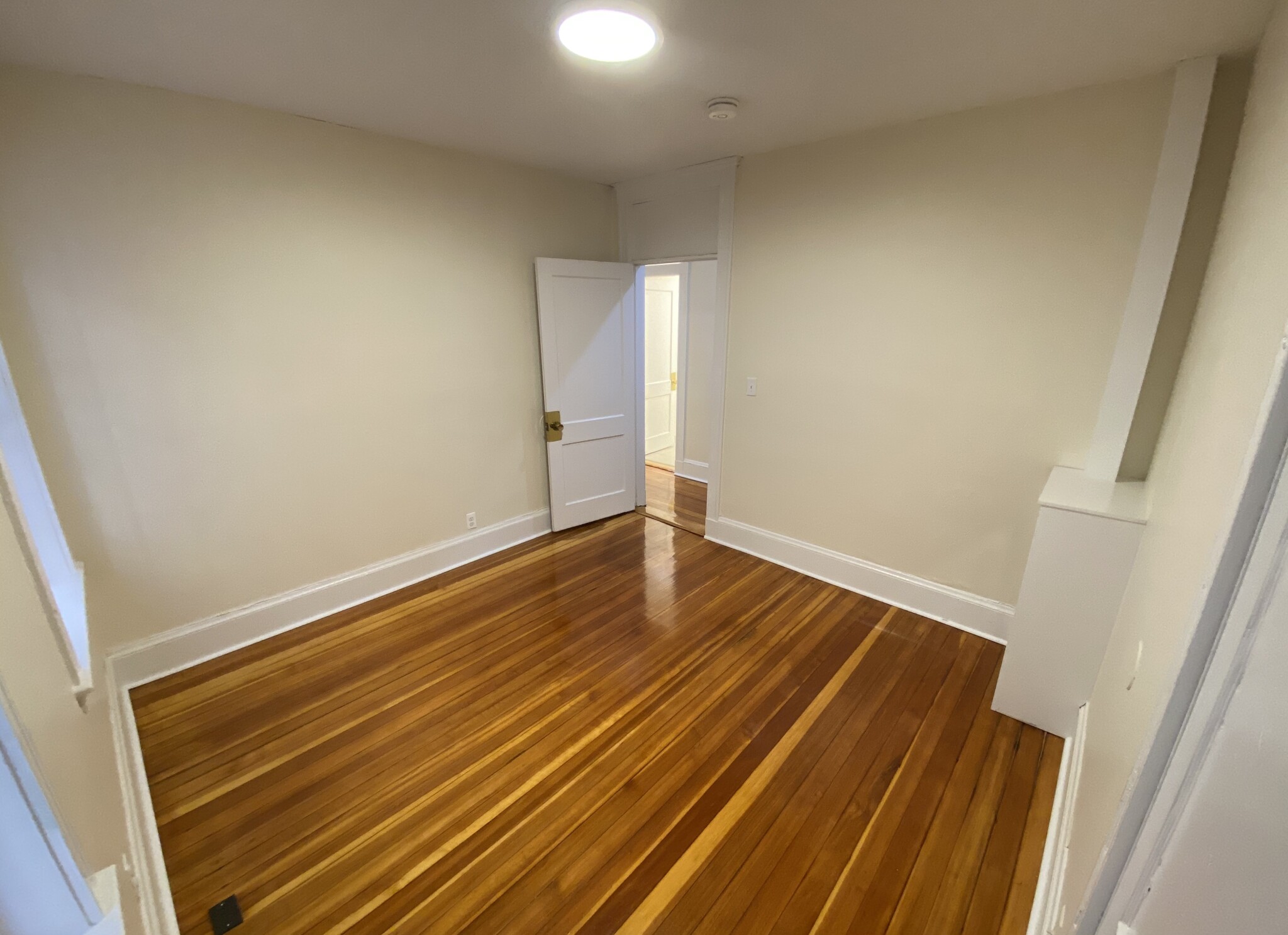 6 Barrows St, Allston