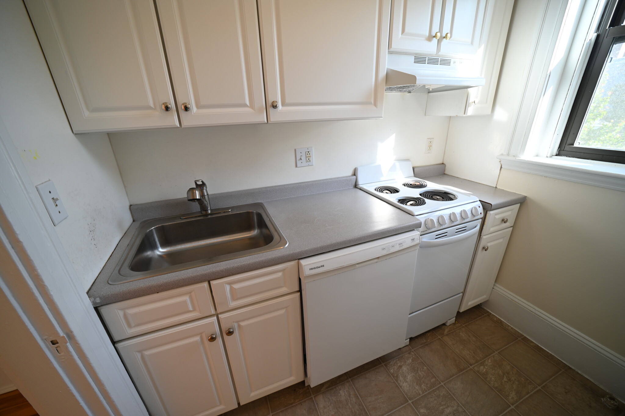 281 Saint Paul St, Coolidge Corner