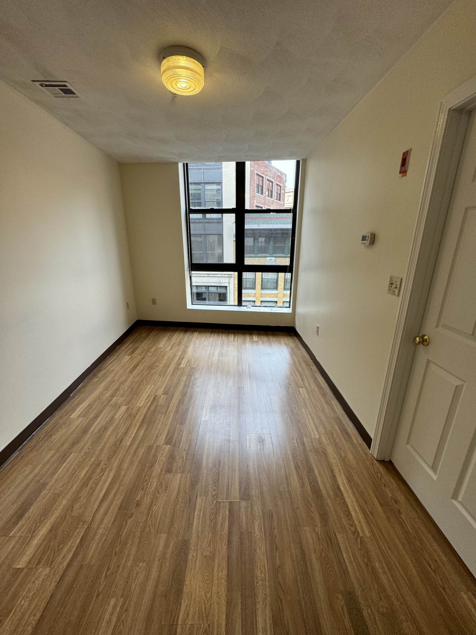 81 Essex St, Chinatown