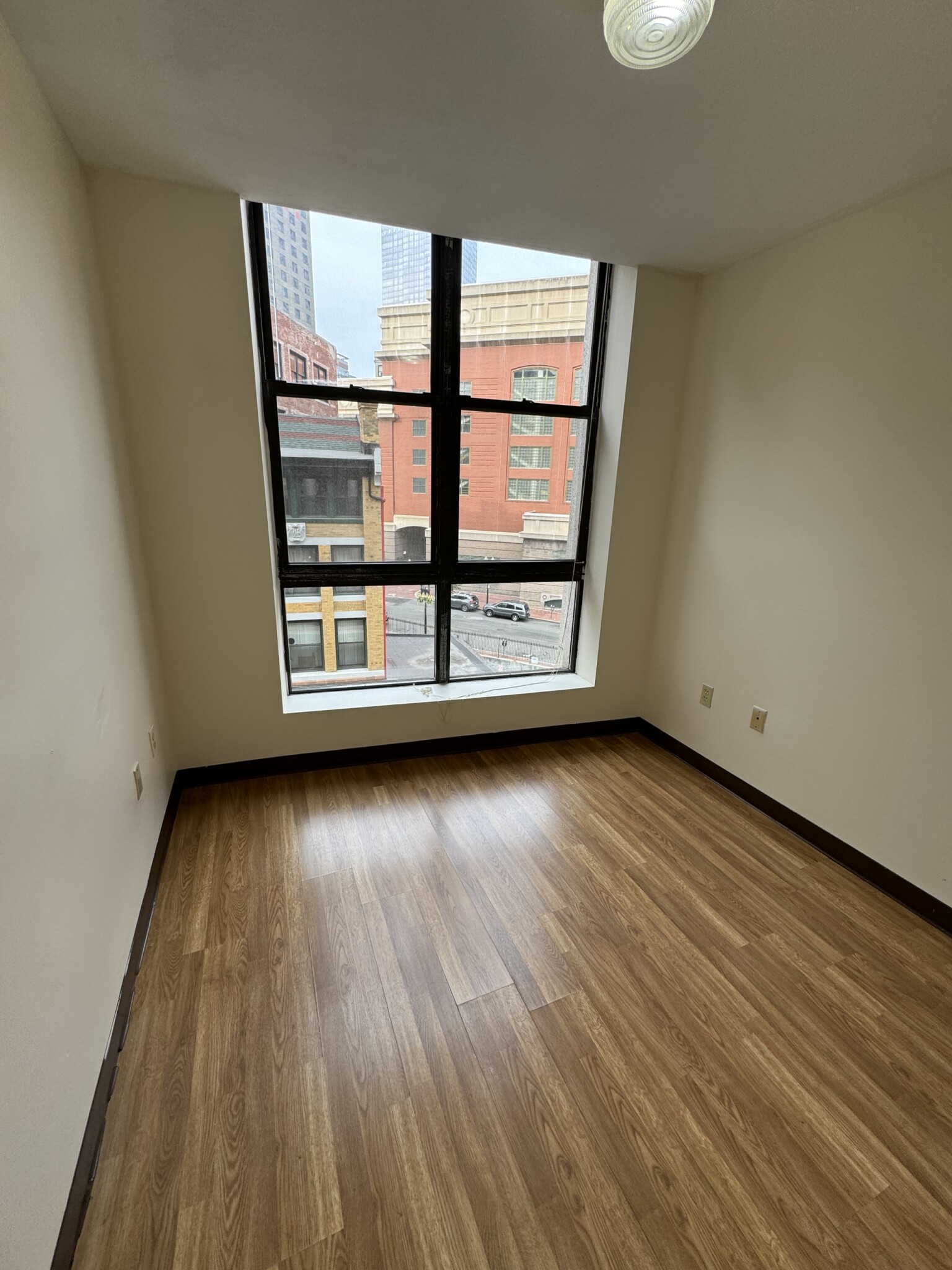 81 Essex St, Chinatown