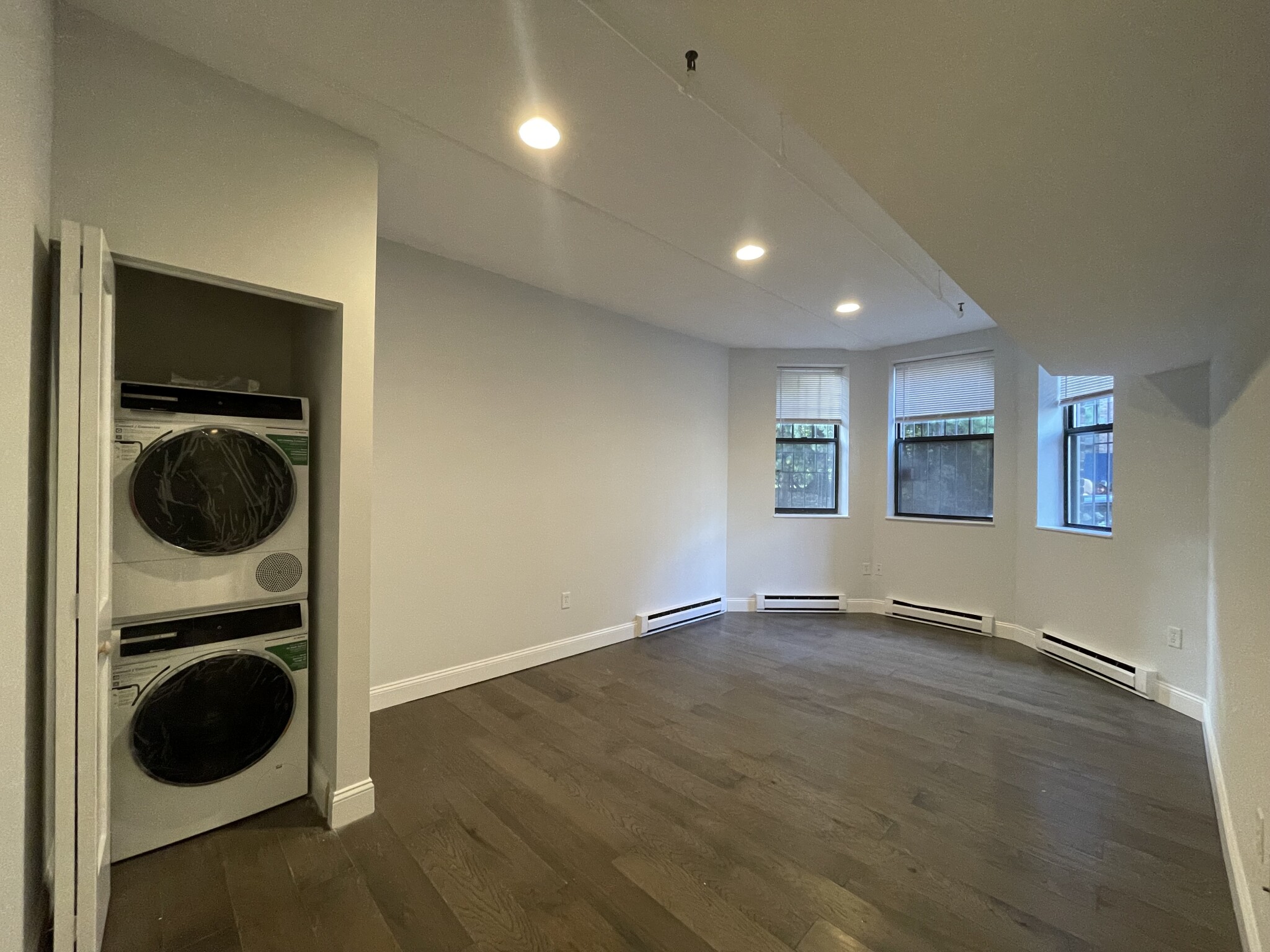 107 Queensberry St, Fenway