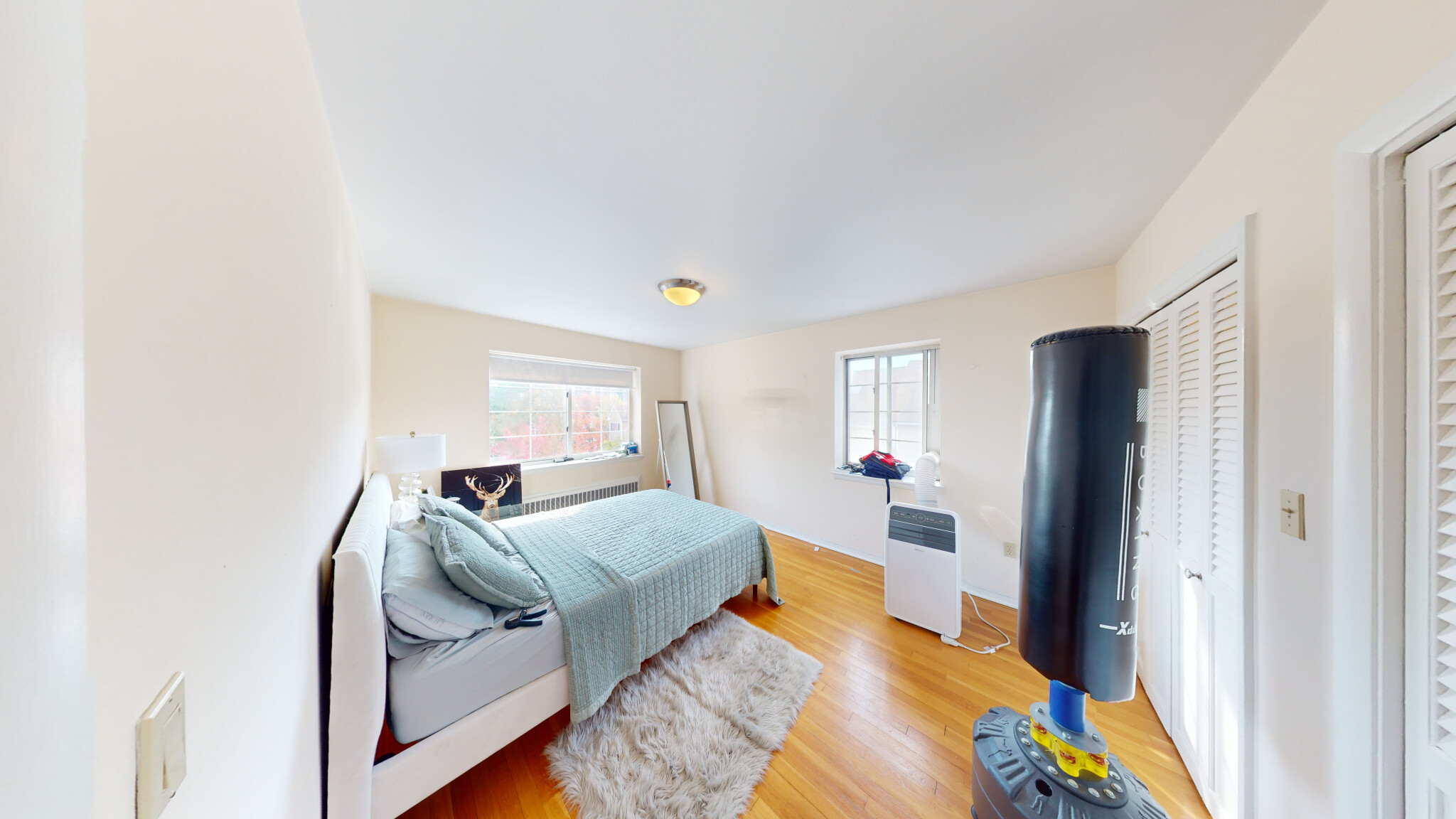 47 Green St, North Brookline