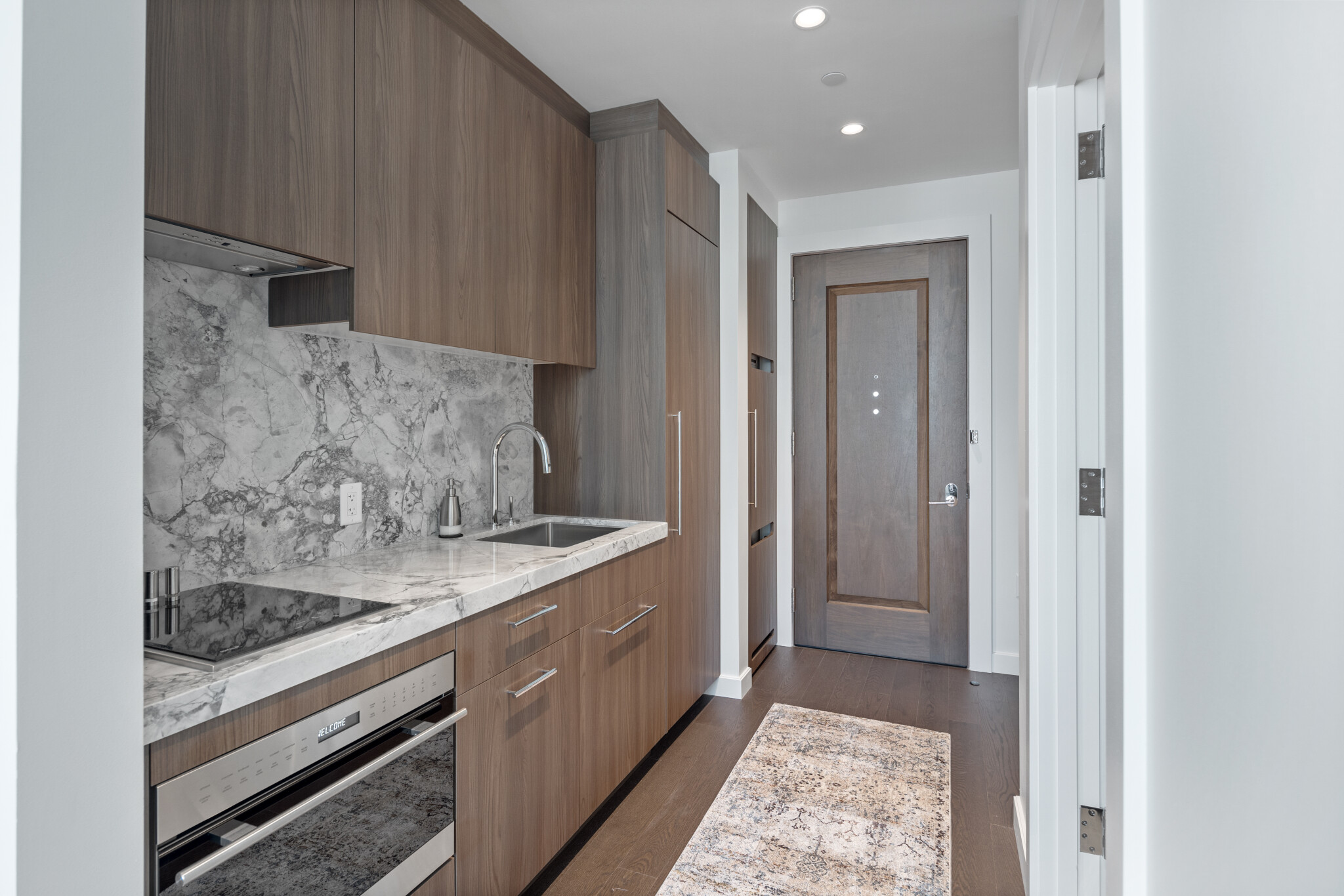 430 Stuart St, Back Bay