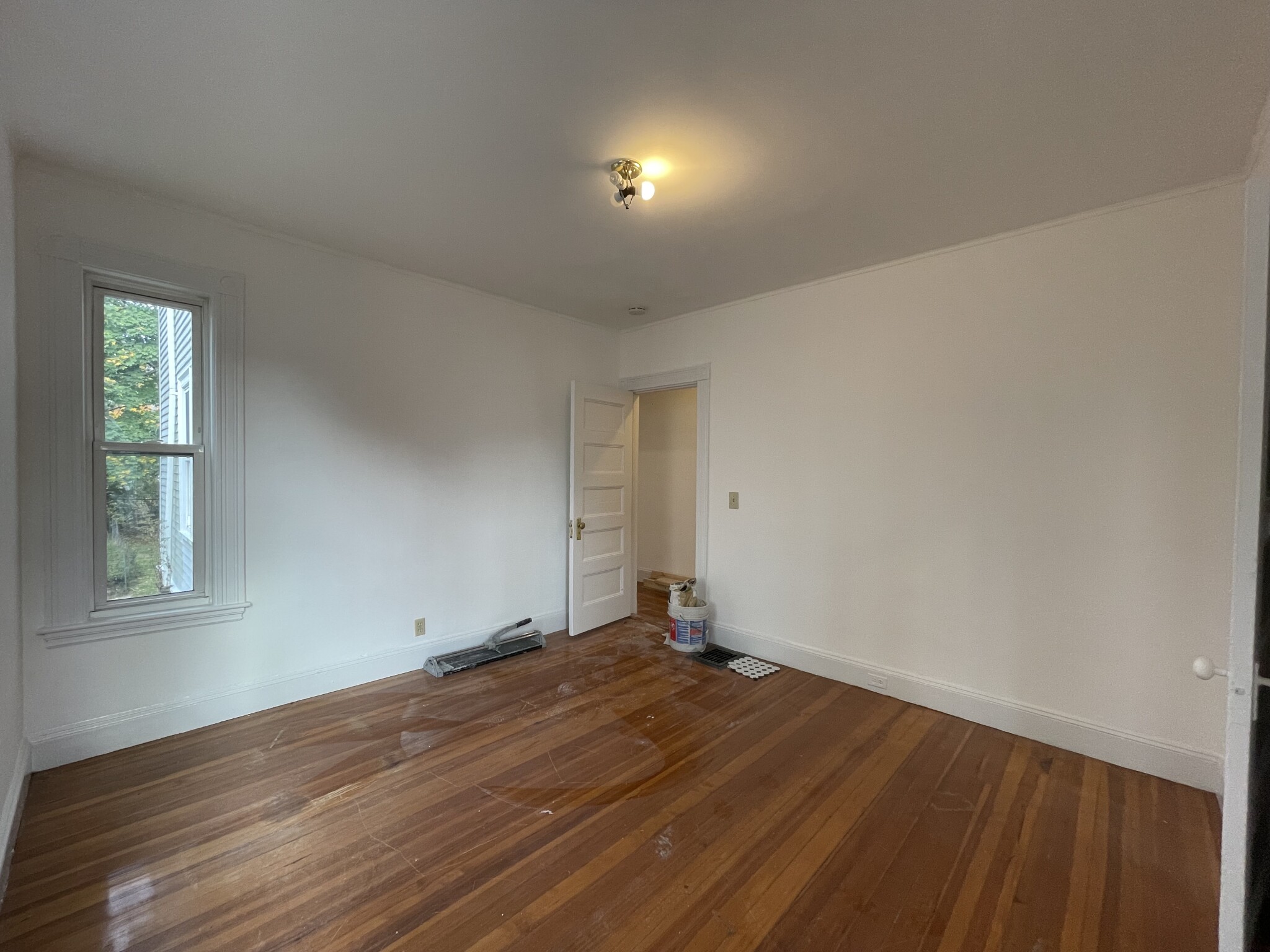 31 Ainsworth St, Roslindale