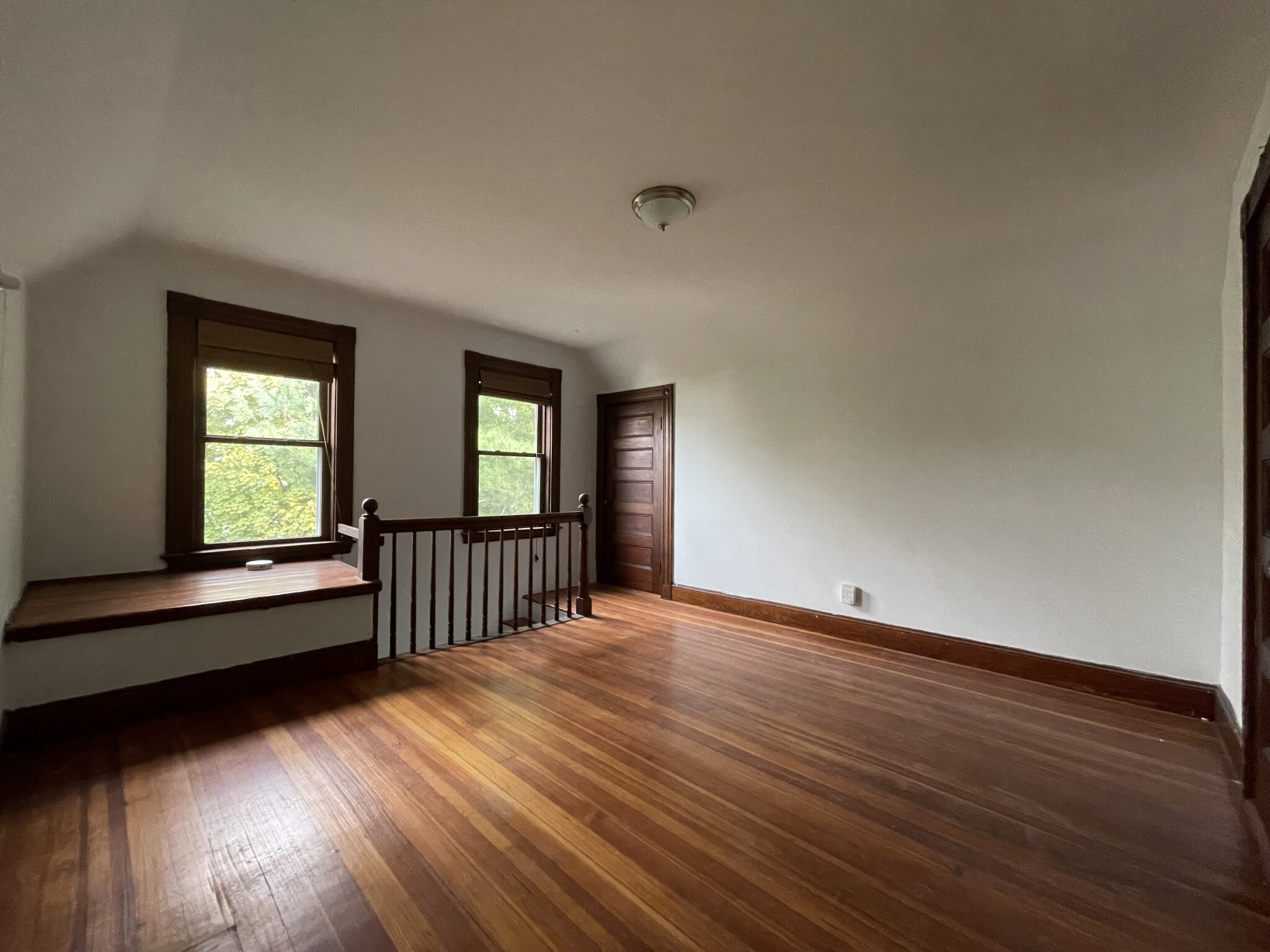 31 Ainsworth St, Roslindale