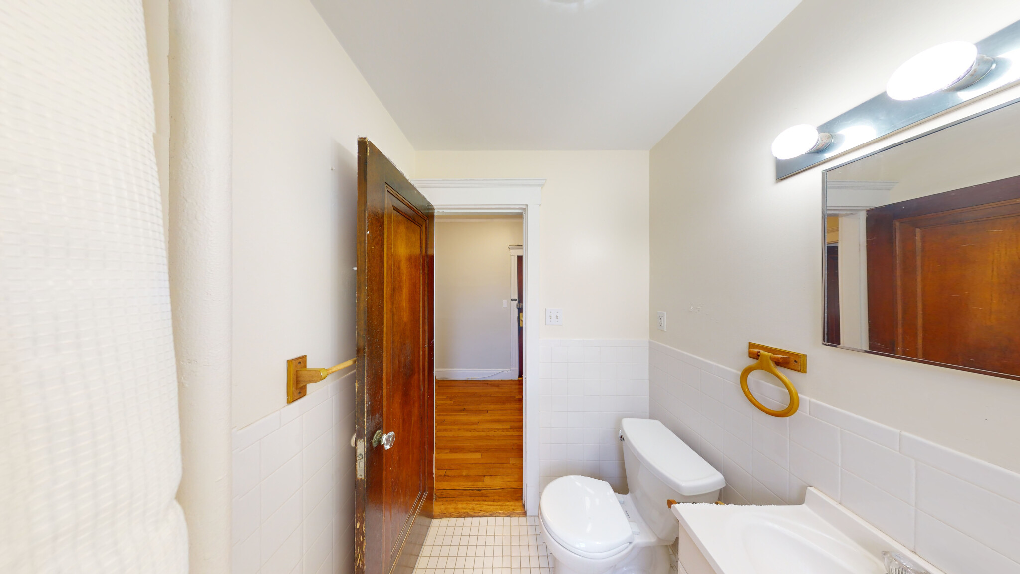 1940 Commonwealth Ave, Brighton