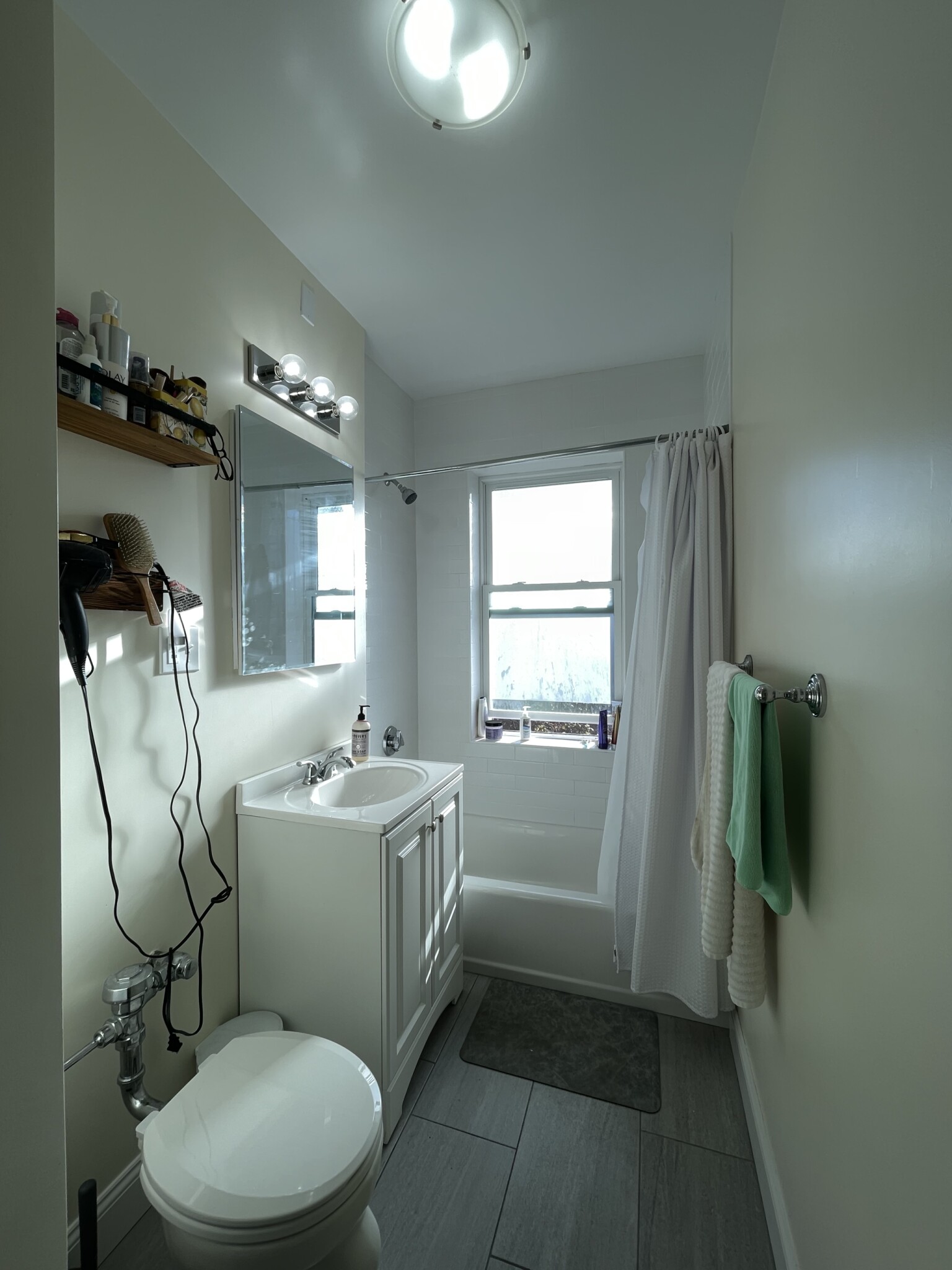 81 Strathmore Rd, Brighton