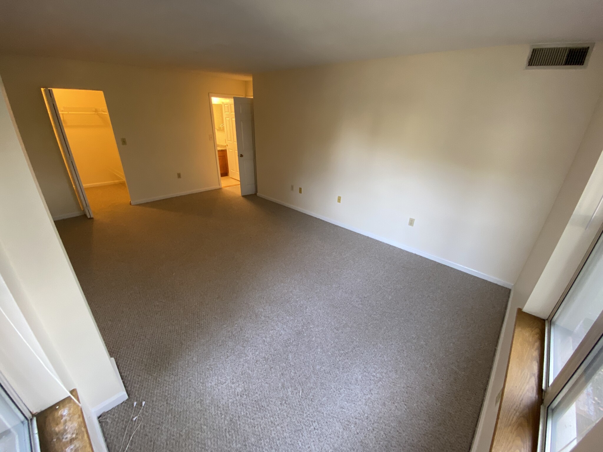 345 Franklin St, Riverside