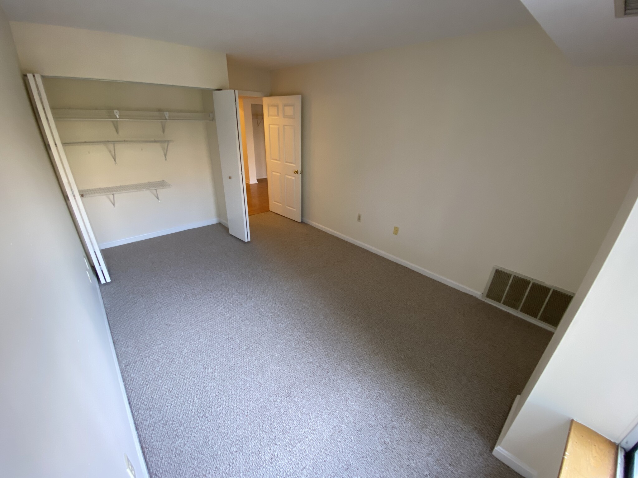 345 Franklin St, Riverside