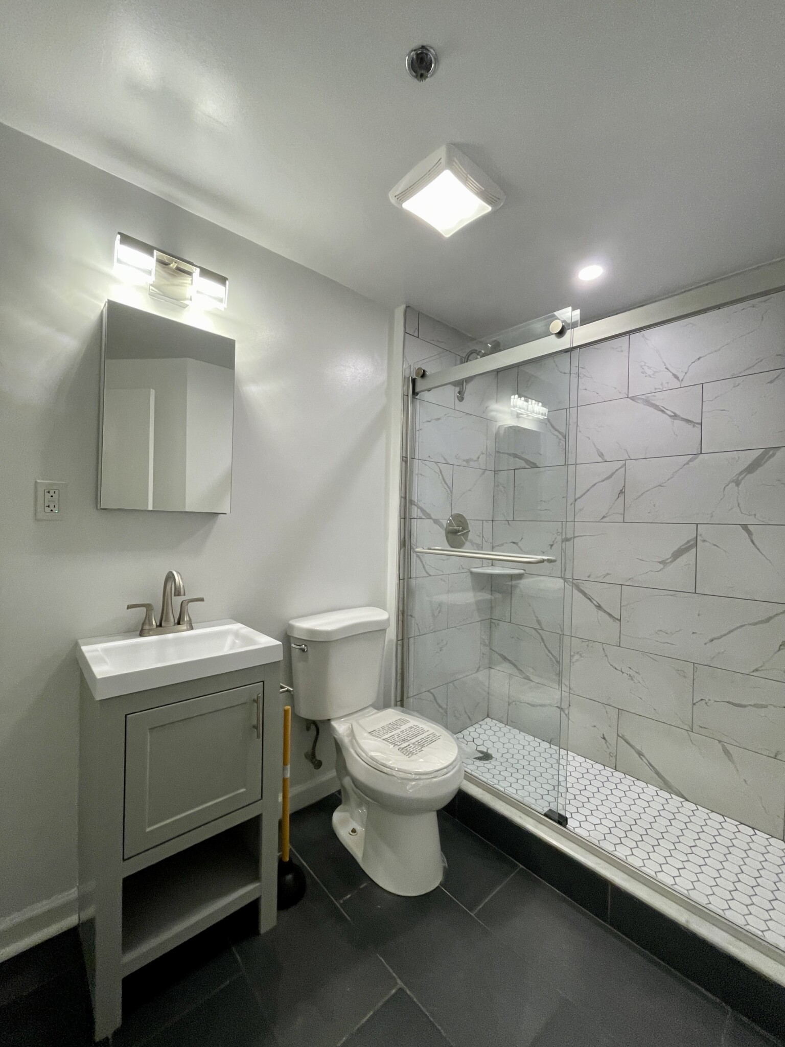 20 Queensberry St, Fenway