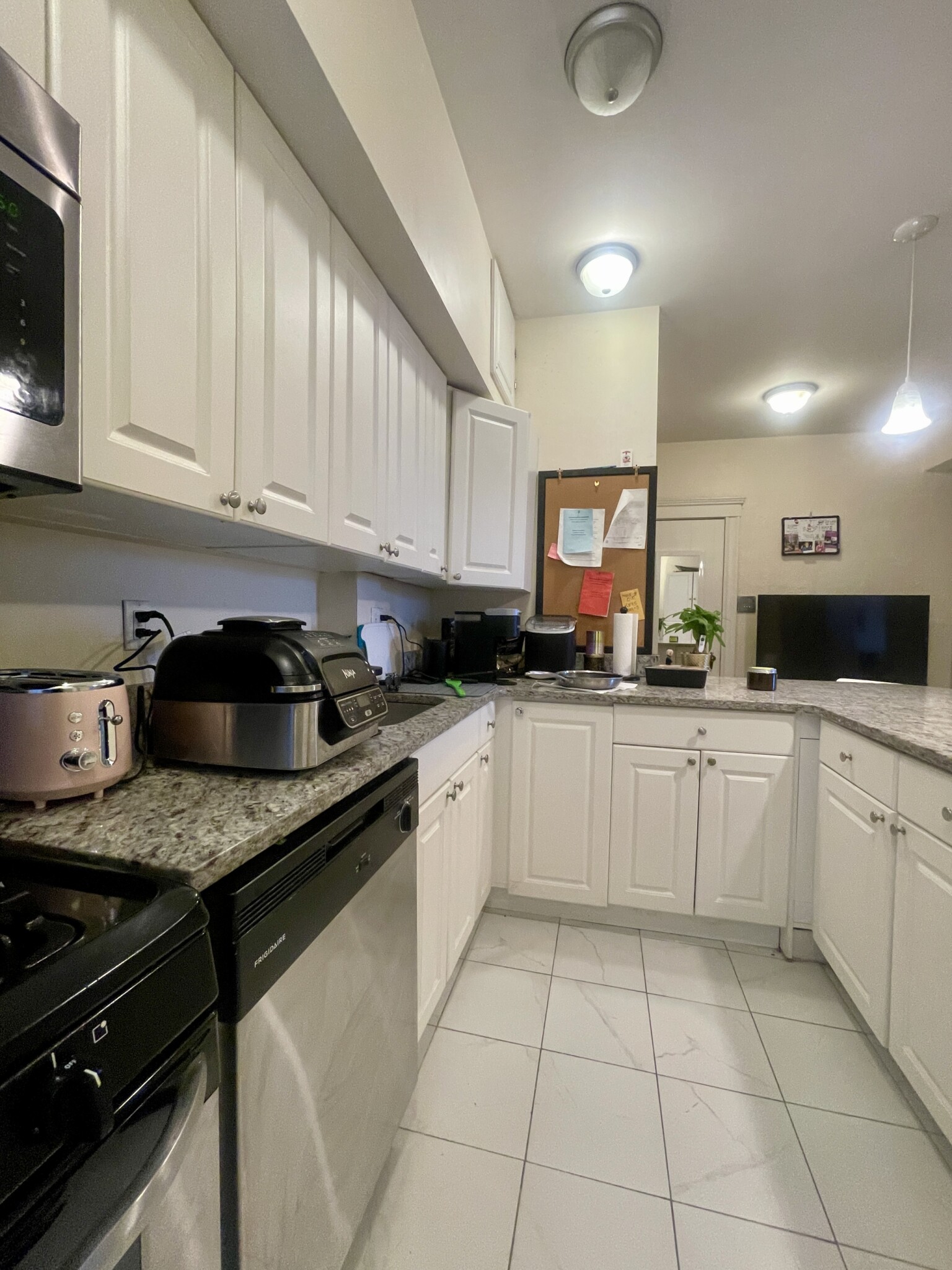 2001 Commonwealth Ave, Brighton