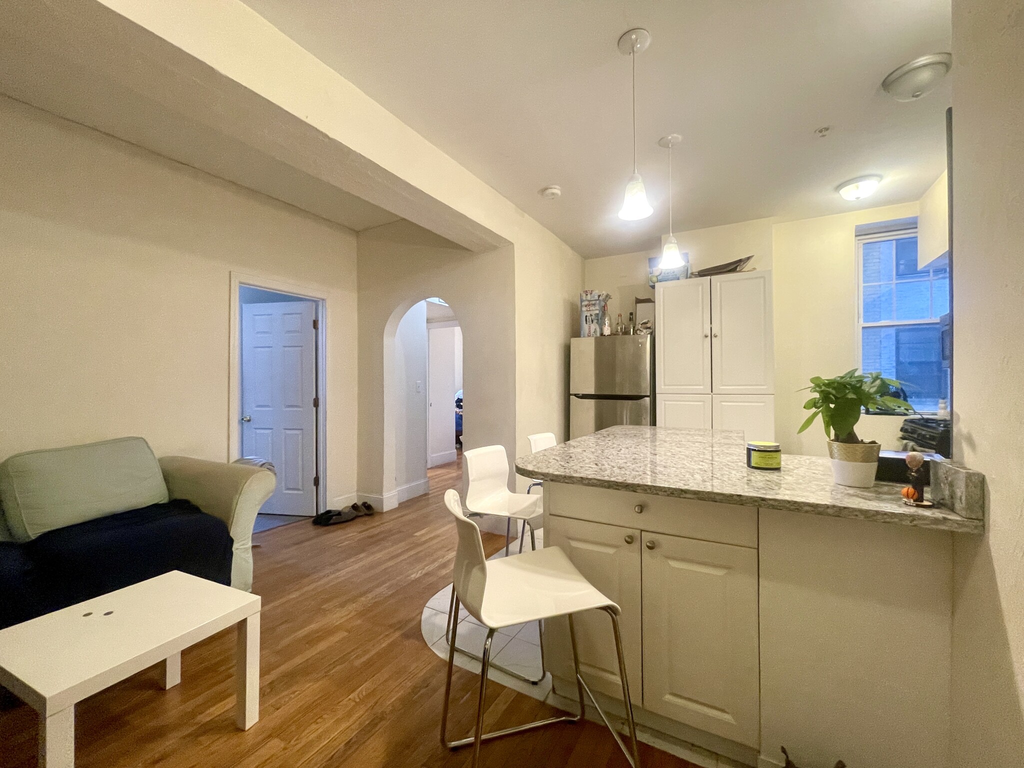 2001 Commonwealth Ave, Brighton