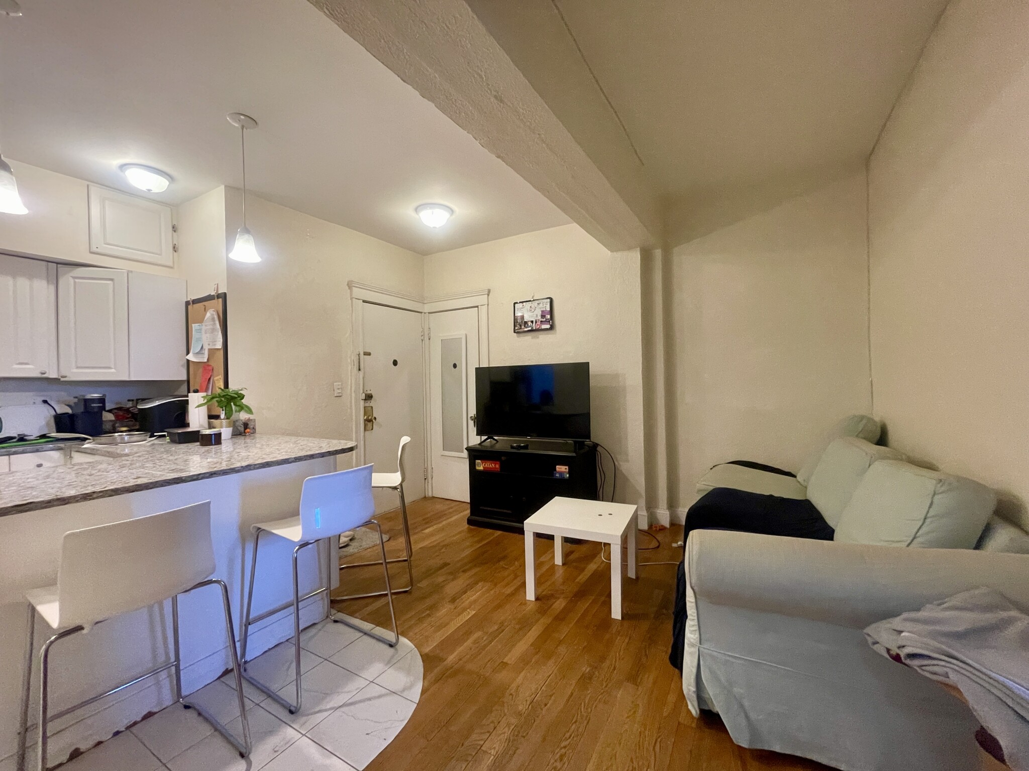 2001 Commonwealth Ave, Brighton