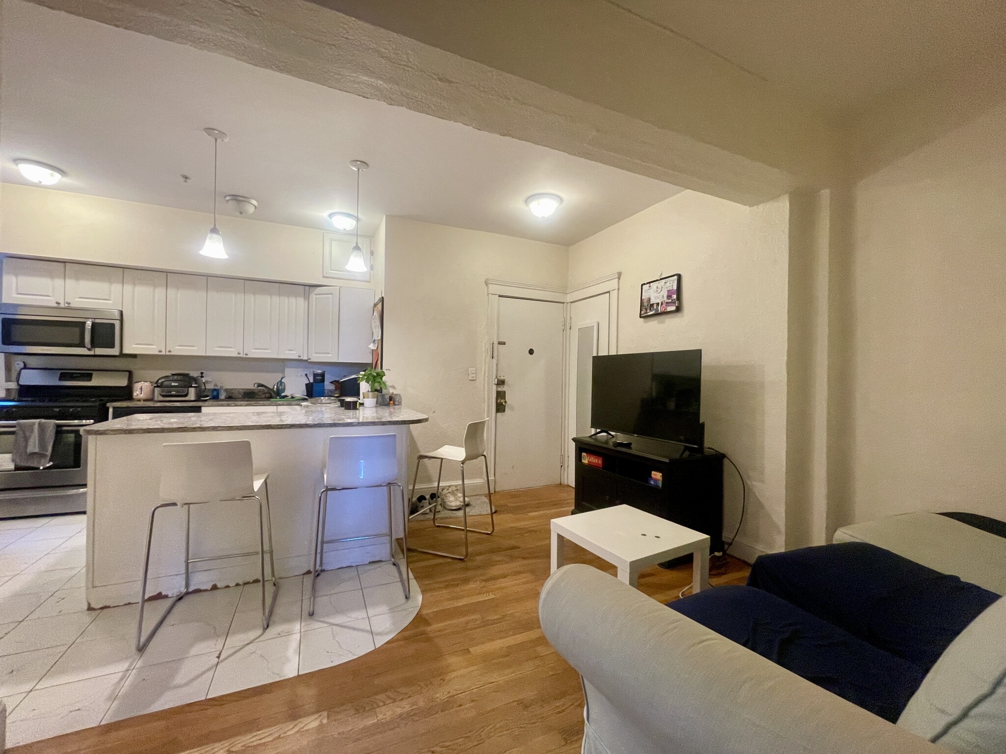 2001 Commonwealth Ave, Brighton