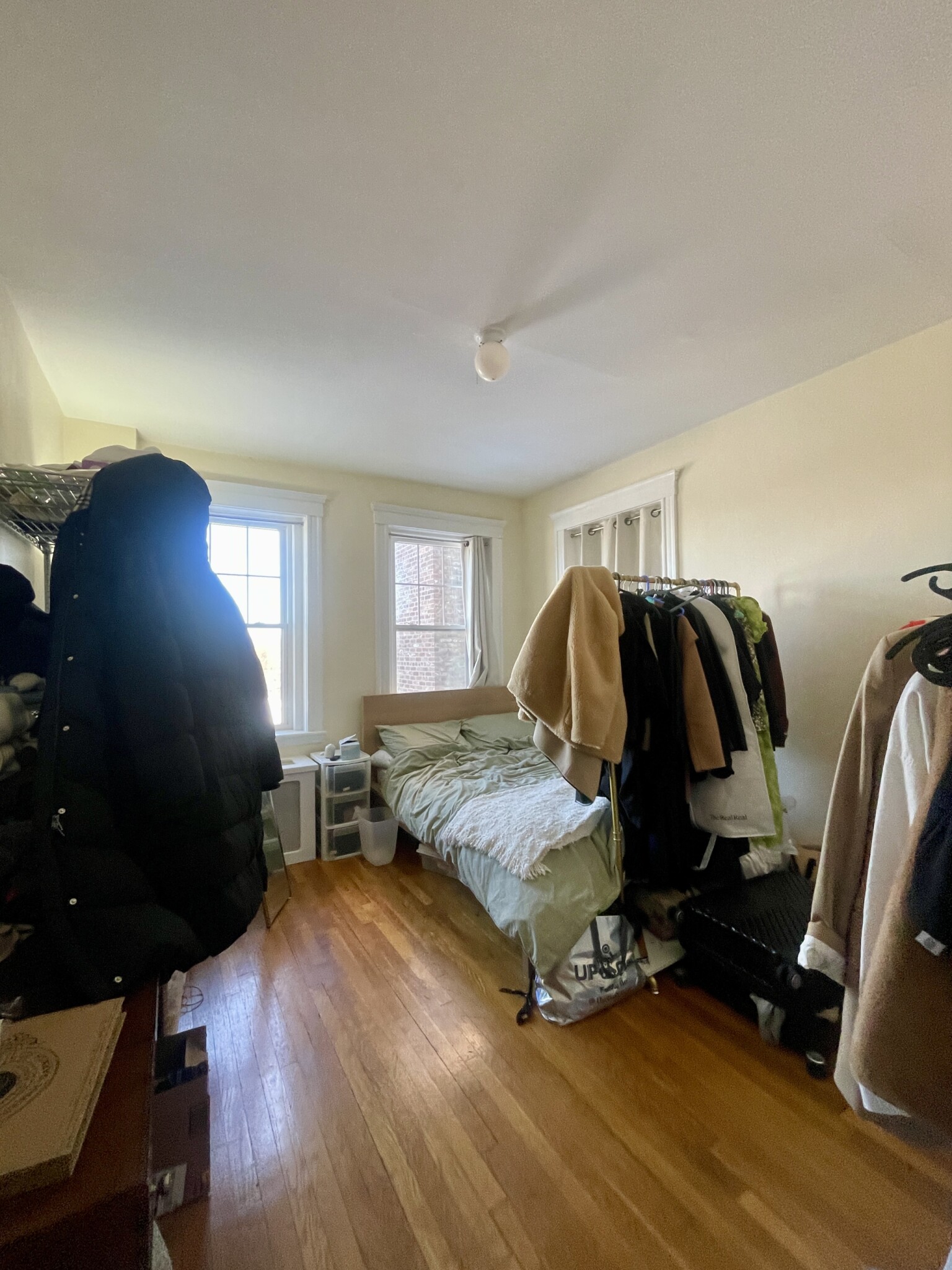 2003 Commonwealth Ave, Brighton