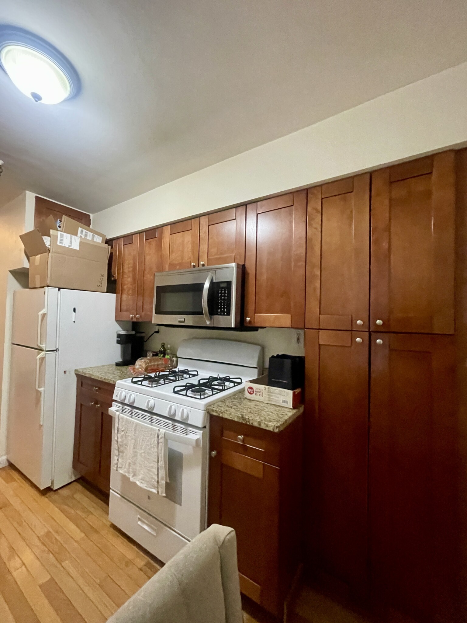 2003 Commonwealth Ave, Brighton