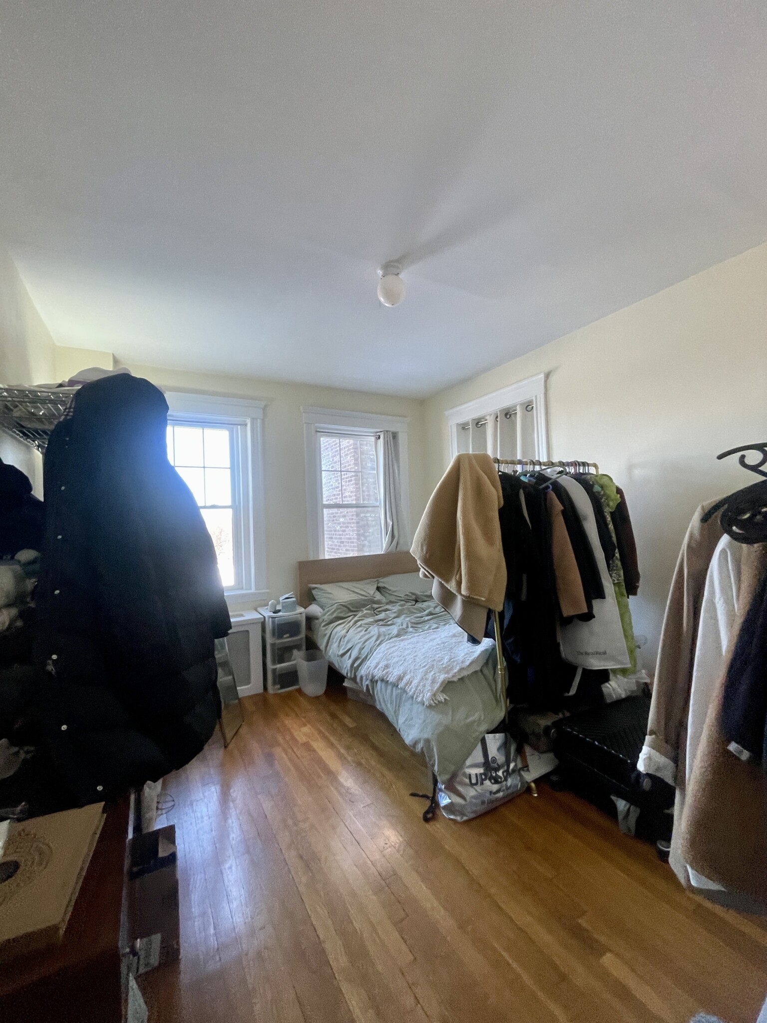 2003 Commonwealth Ave, Brighton