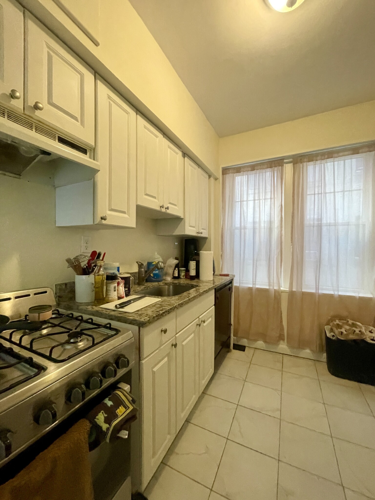 2003 Commonwealth Ave, Brighton