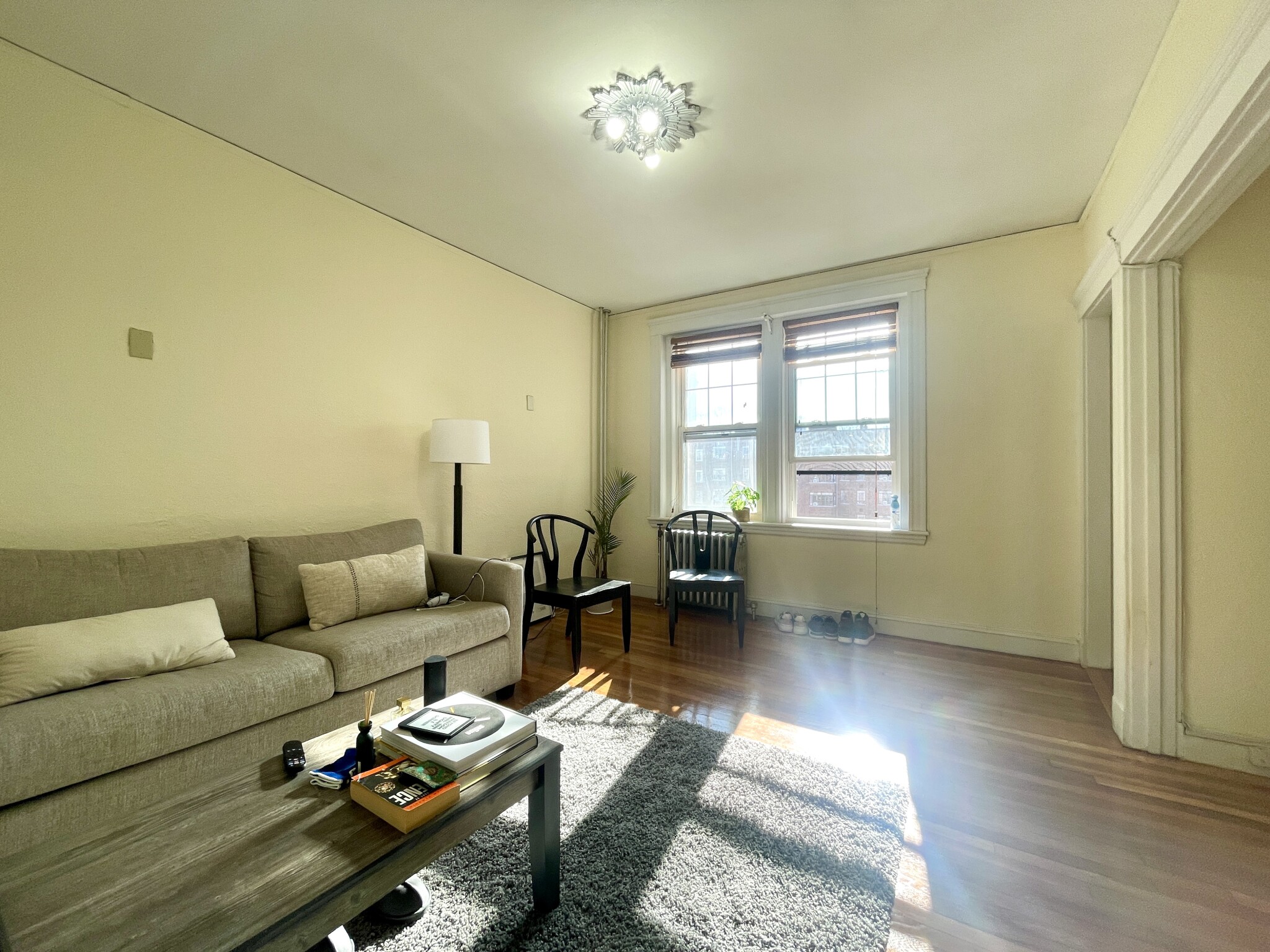 1949 Commonwealth Ave, Brighton