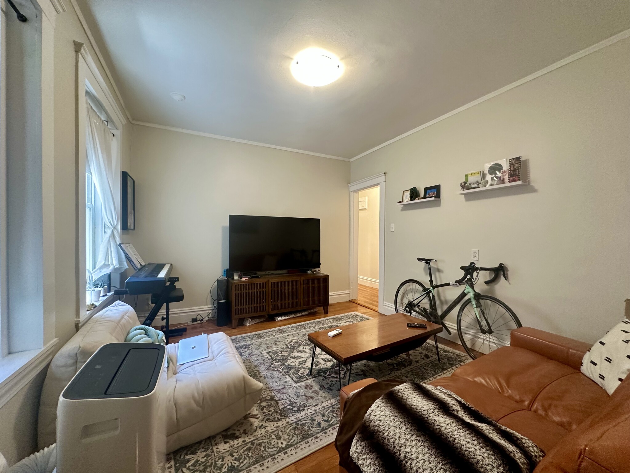 57 Strathmore Rd. - 2,100USD / month