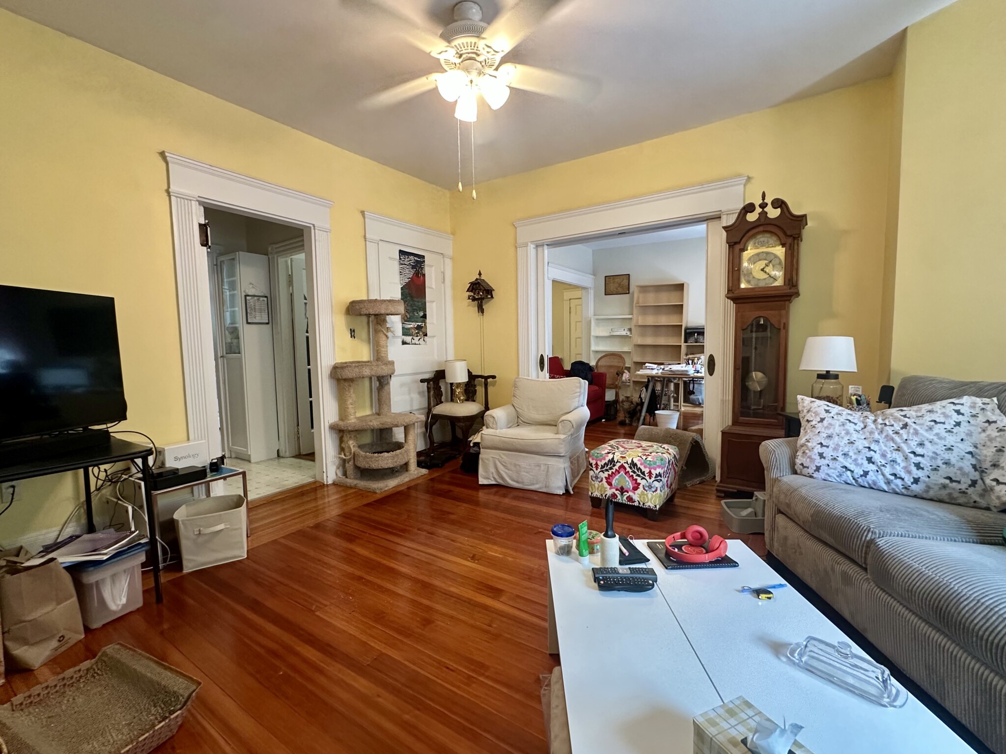 489 Washington St. - 3,900USD / month