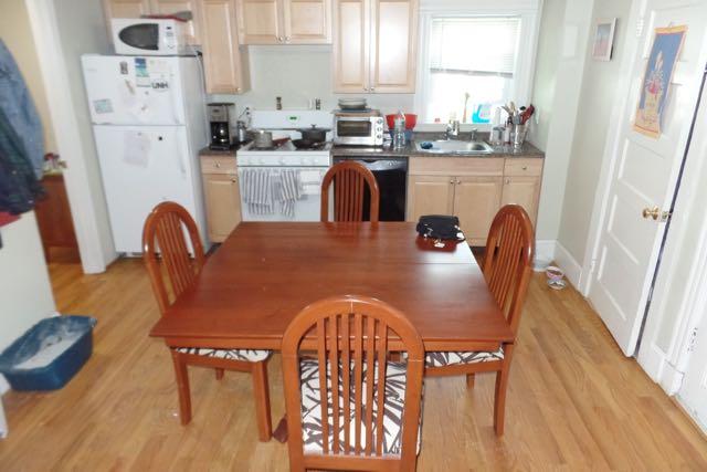 2 bed, 1 bath apartment for rent at 6 Th St, East Cambridge — photo 2 of 13