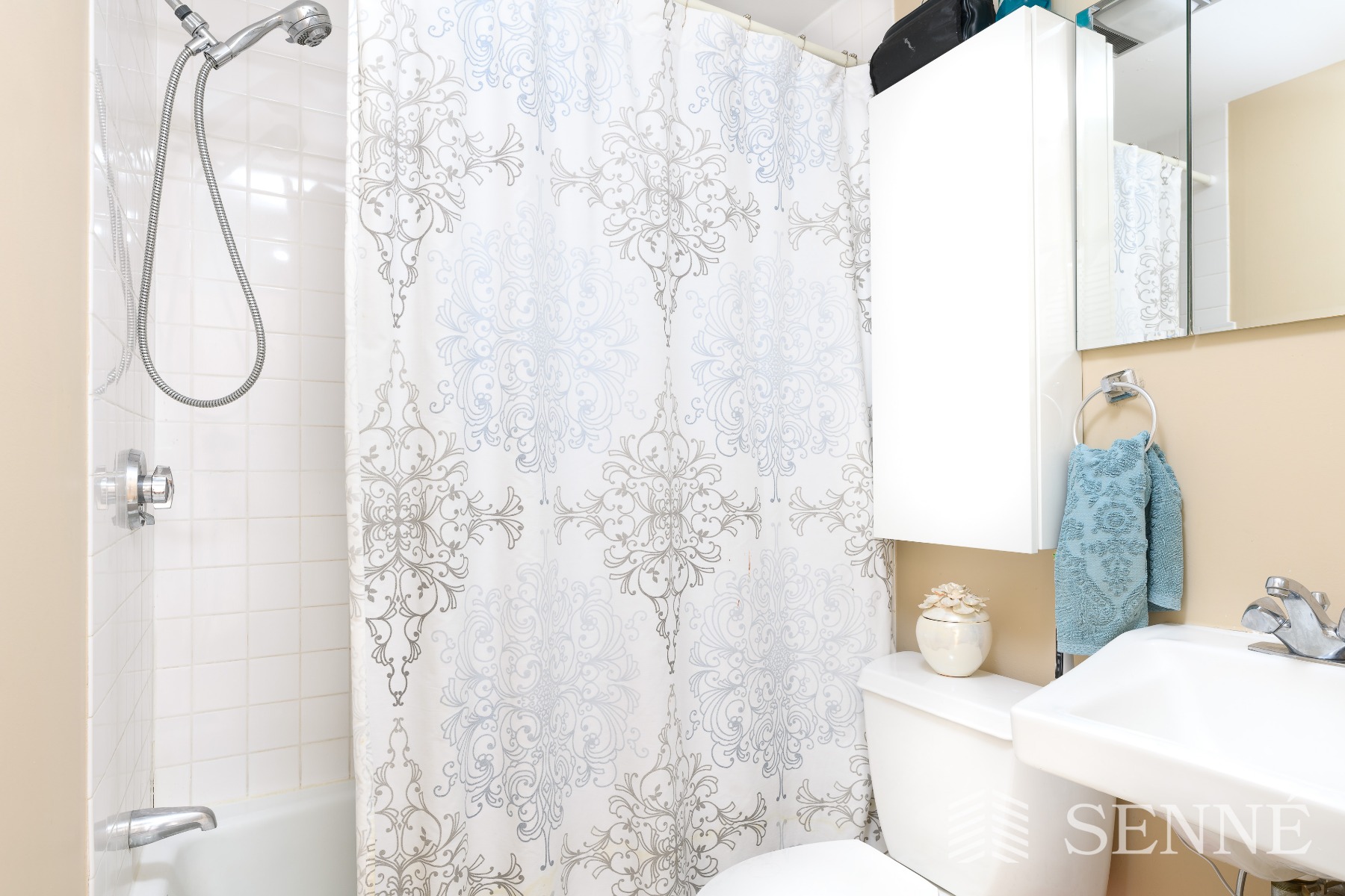 261 Marlborough St, Back Bay