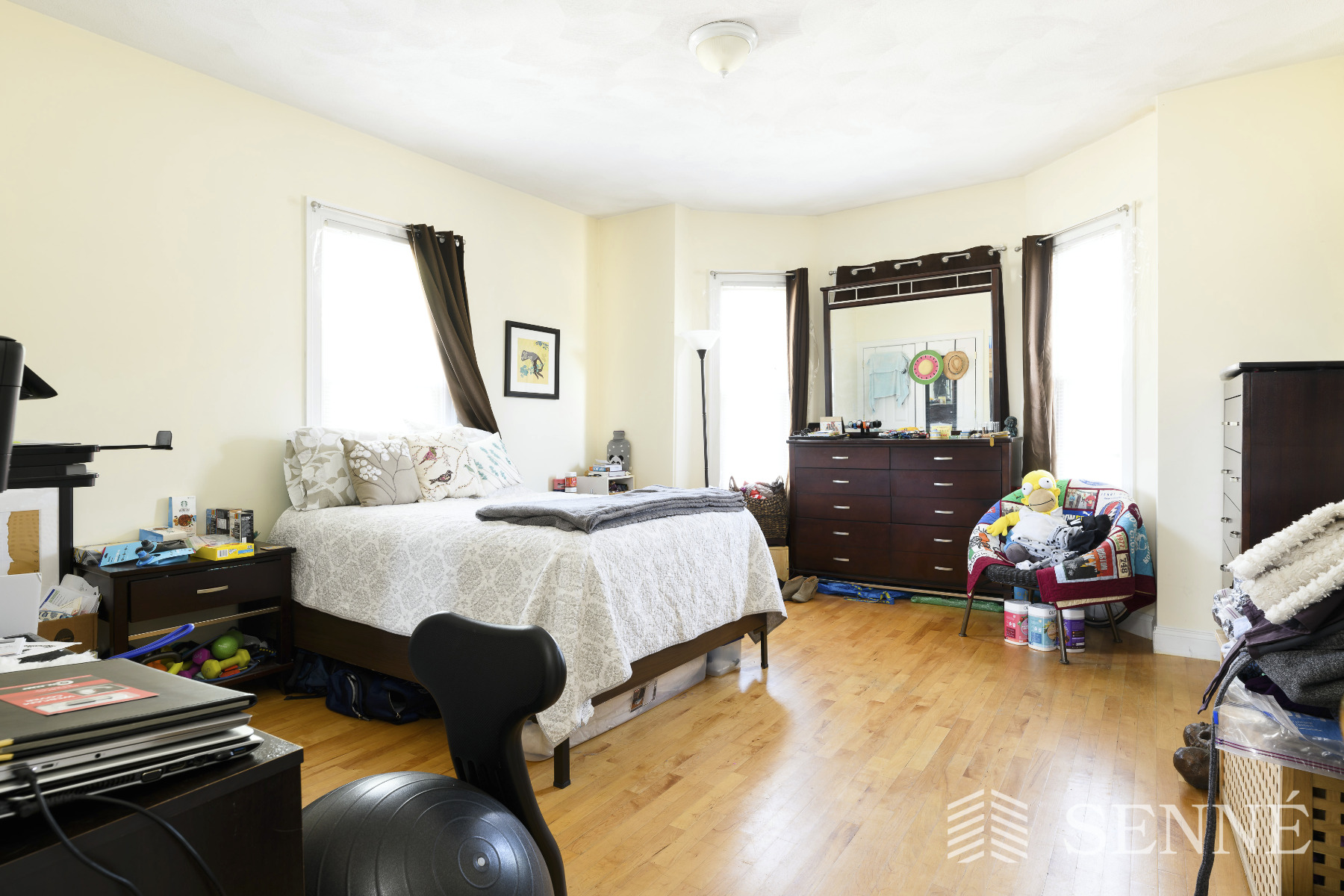 2 bed, 1 bath apartment for rent at 256 Somerville Ave Unit 1, Somerville — photo 4 of 11