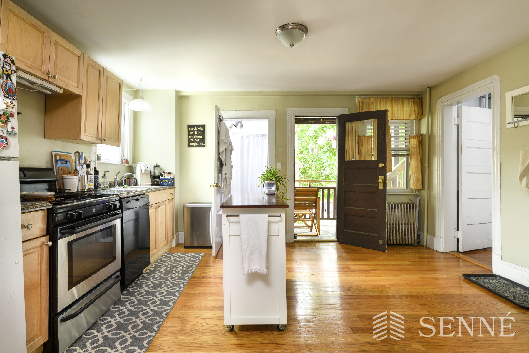 74 6th St, East Cambridge