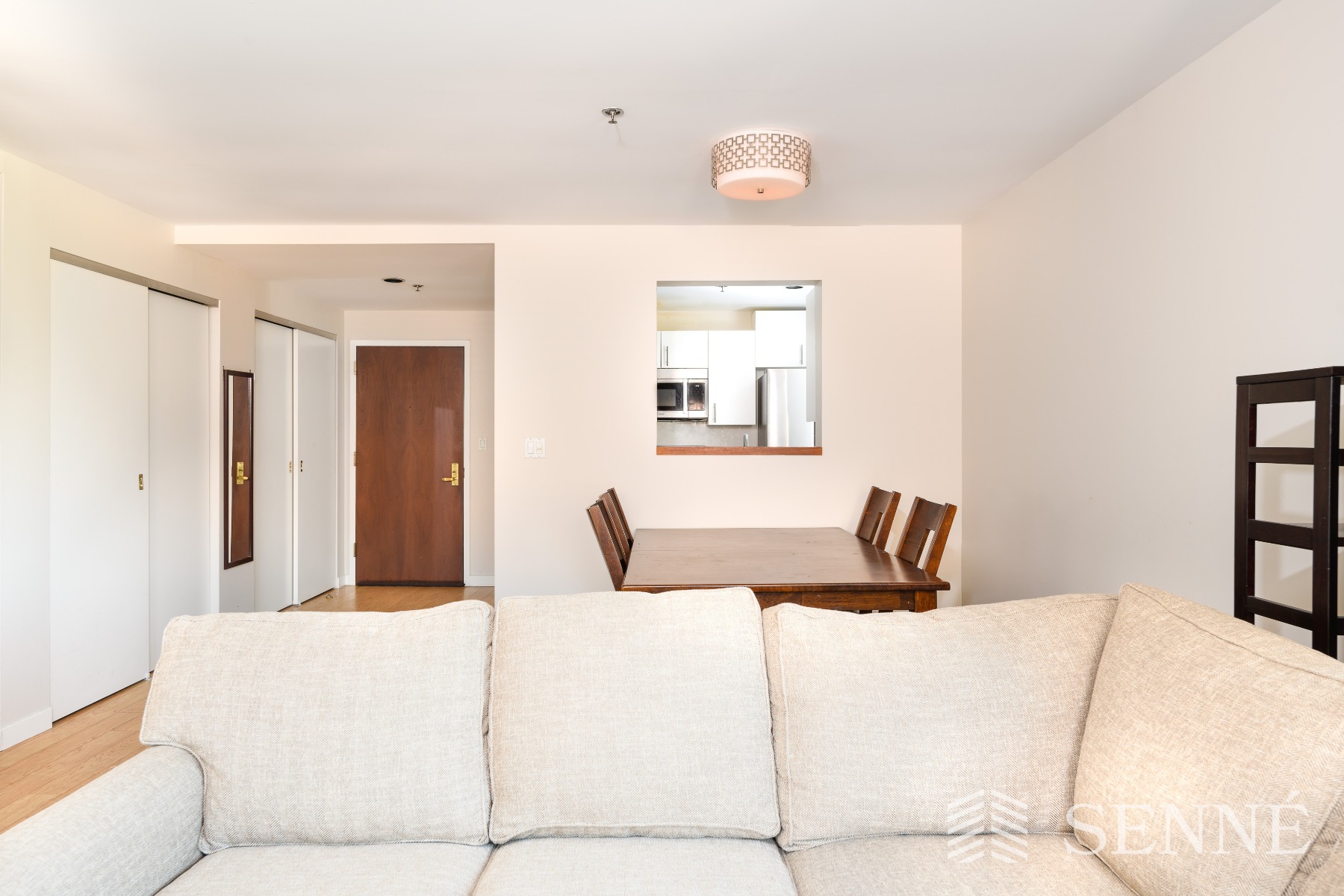 950 Massachusetts Ave, Mid Cambridge