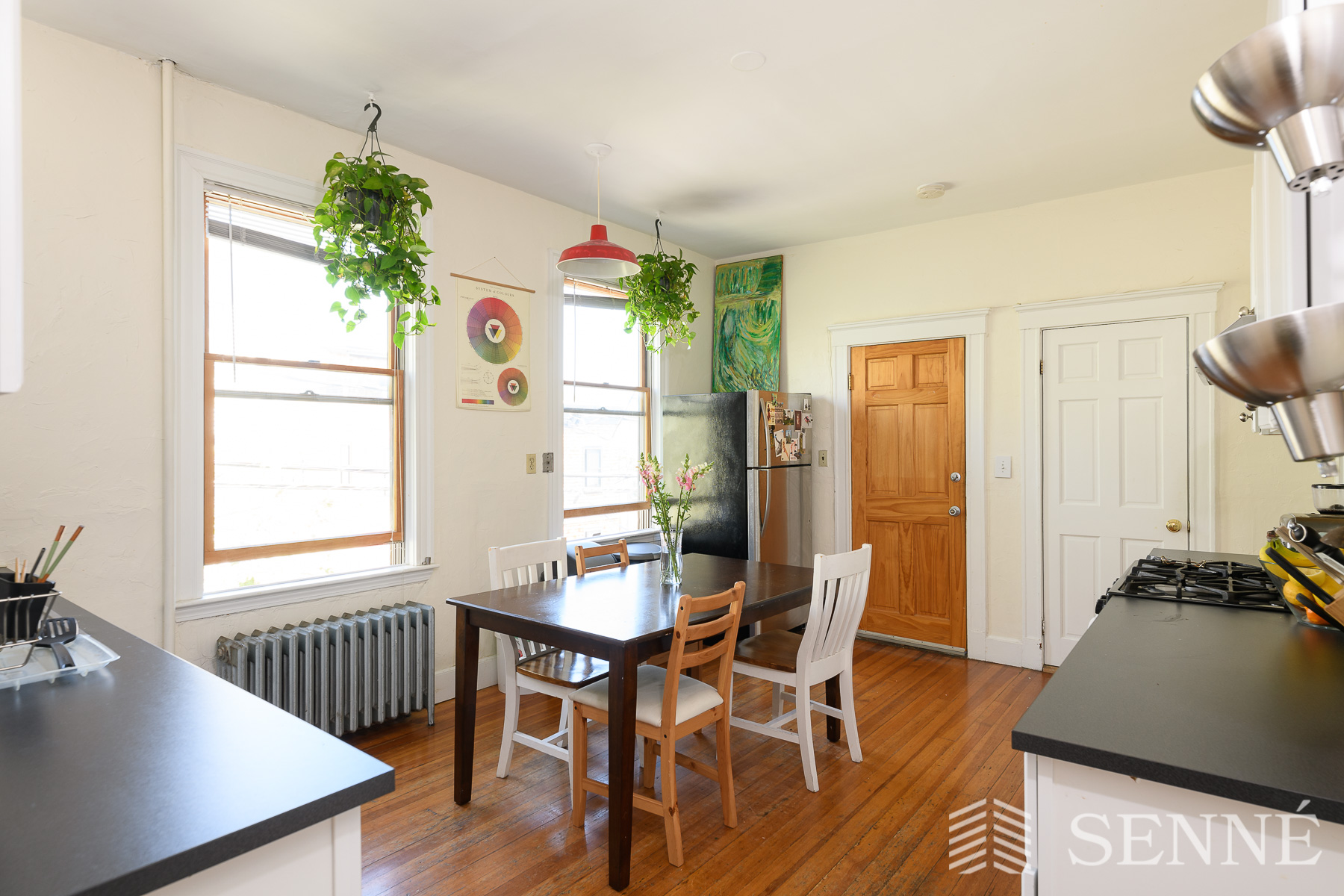 4 bed, 1.5 bath apartment for rent at 19 Buckingham St Unit 2, Somerville — photo 6 of 15