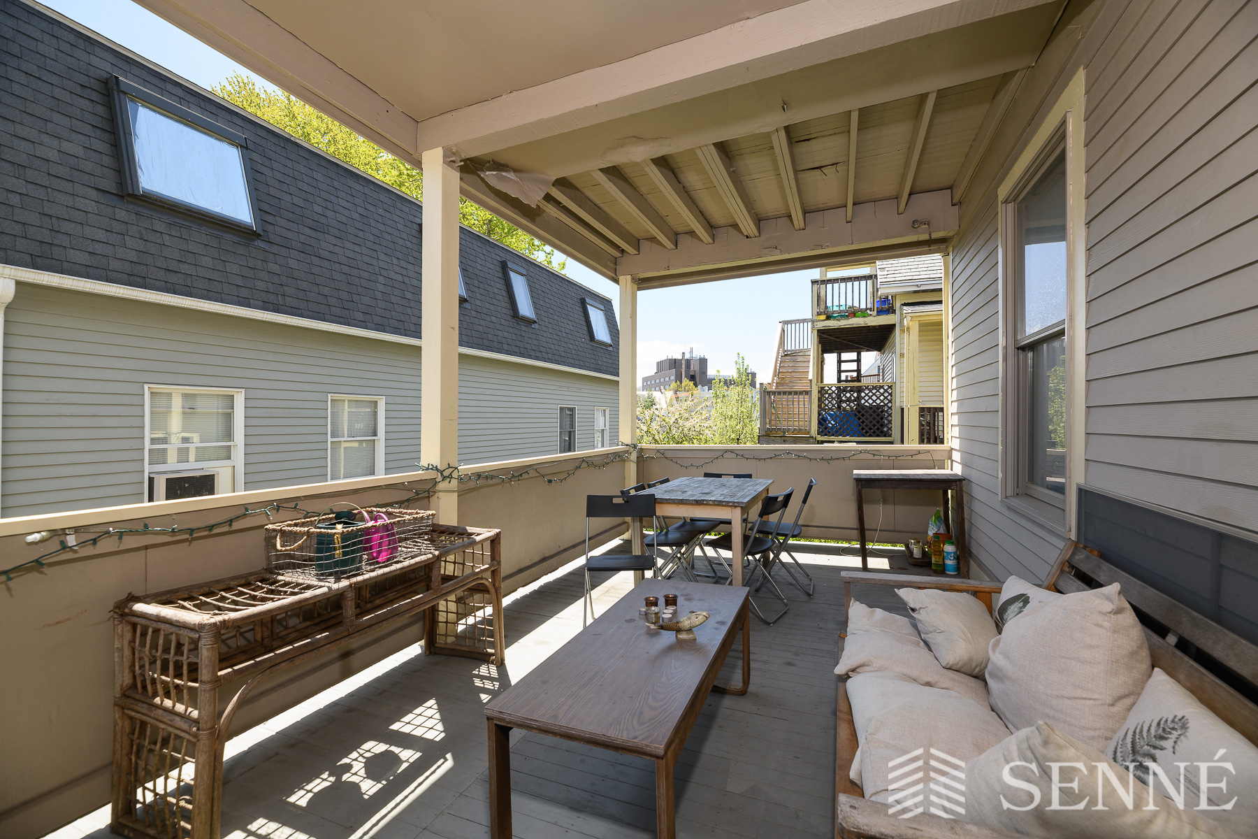 4 bed, 1.5 bath apartment for rent at 19 Buckingham St Unit 2, Somerville — photo 12 of 15