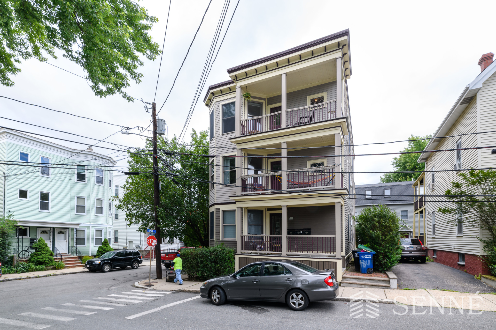 4 bed, 1.5 bath apartment for rent at 19 Buckingham St Unit 2, Somerville — photo 14 of 15