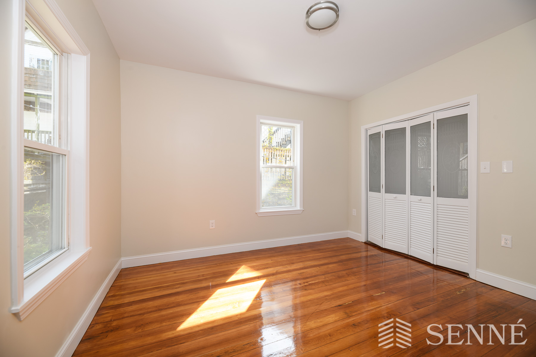 3 bed, 1 bath apartment for rent at 73 Bartlett St Unit 1, Magoun Square — photo 4 of 7