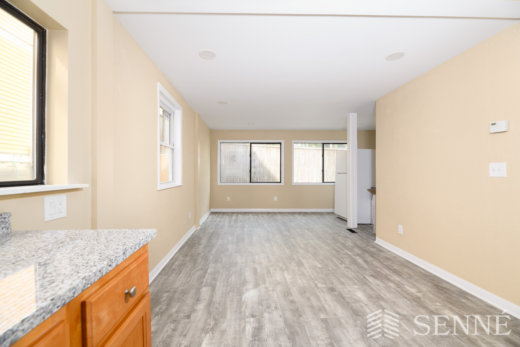 3 bed, 1 bath apartment for rent at 73 Bartlett St Unit 1, Magoun Square — photo 3 of 7