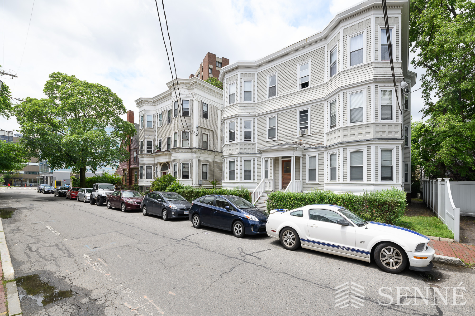 19 Trowbridge St, Harvard Square