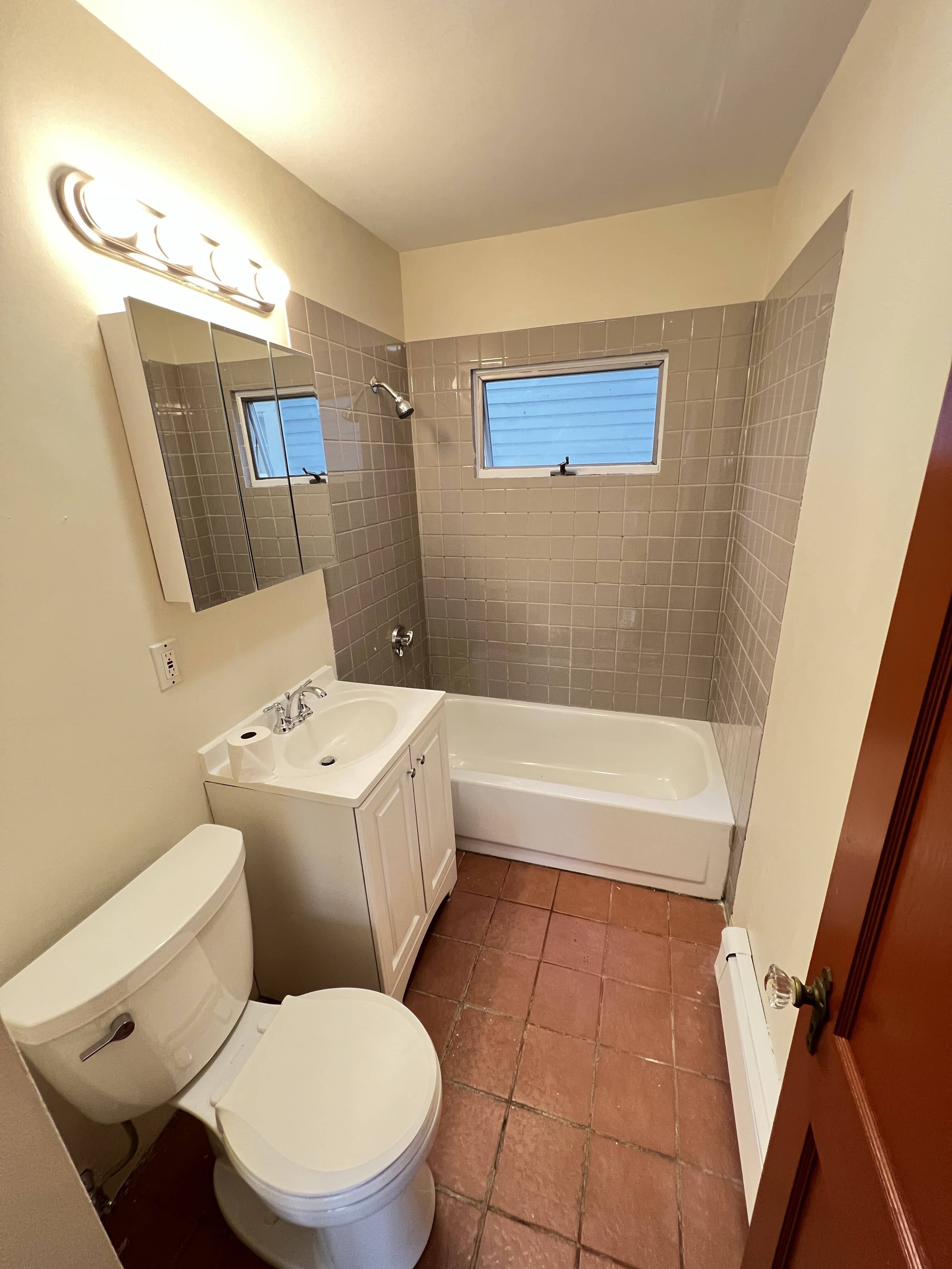 85 Wendell St, Baldwin