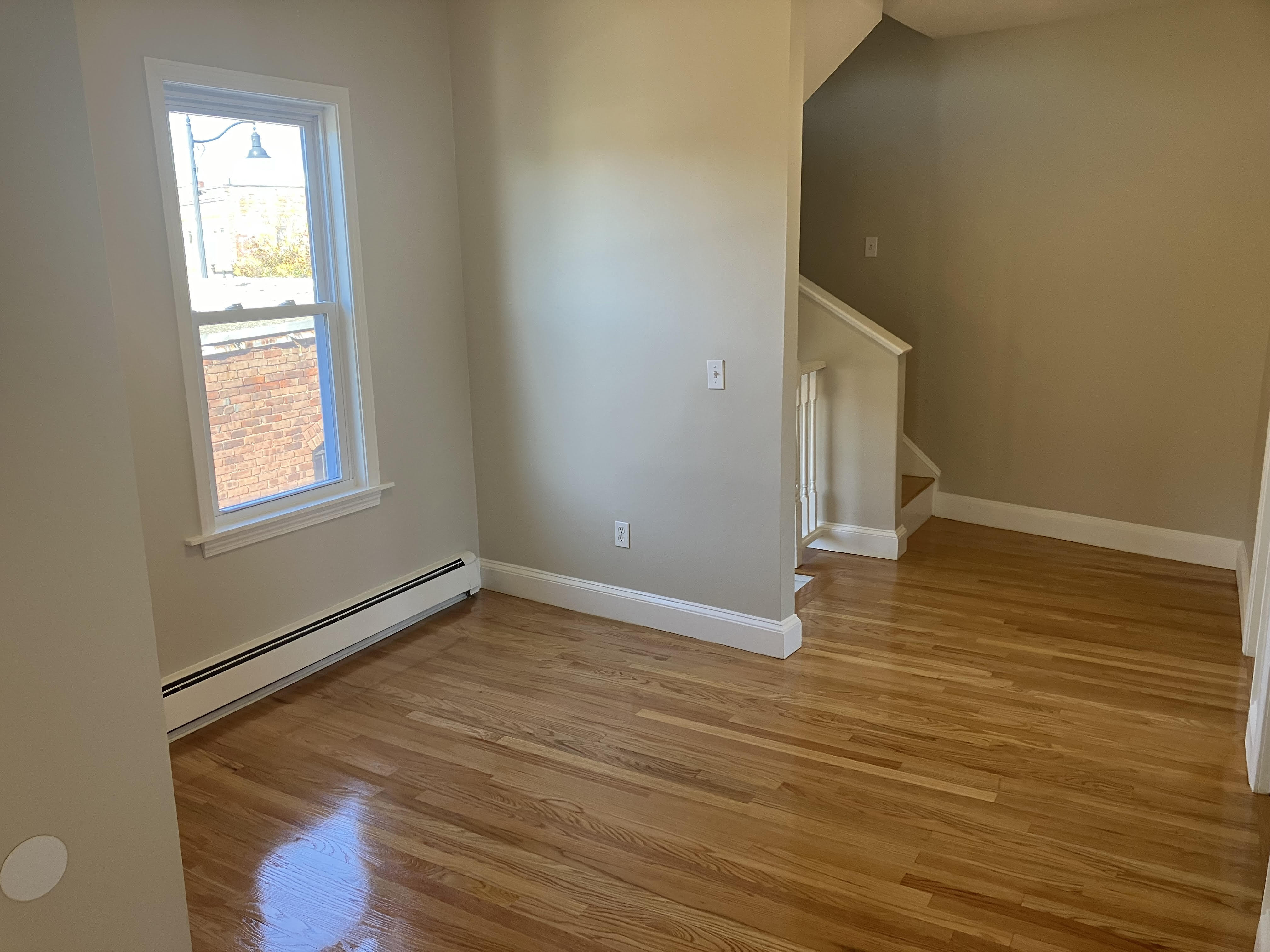 512 Medford St, Magoun Square