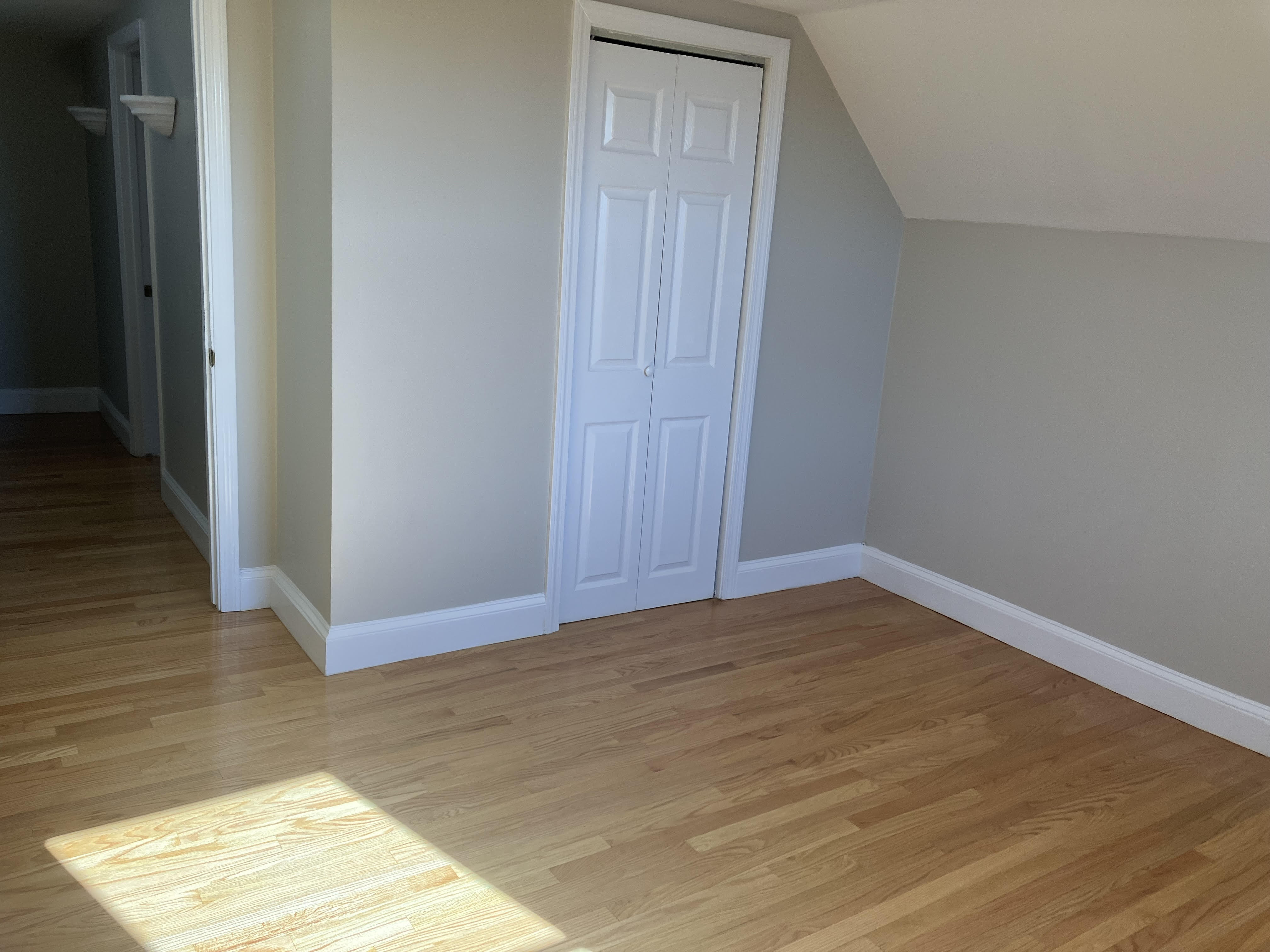 512 Medford St, Magoun Square