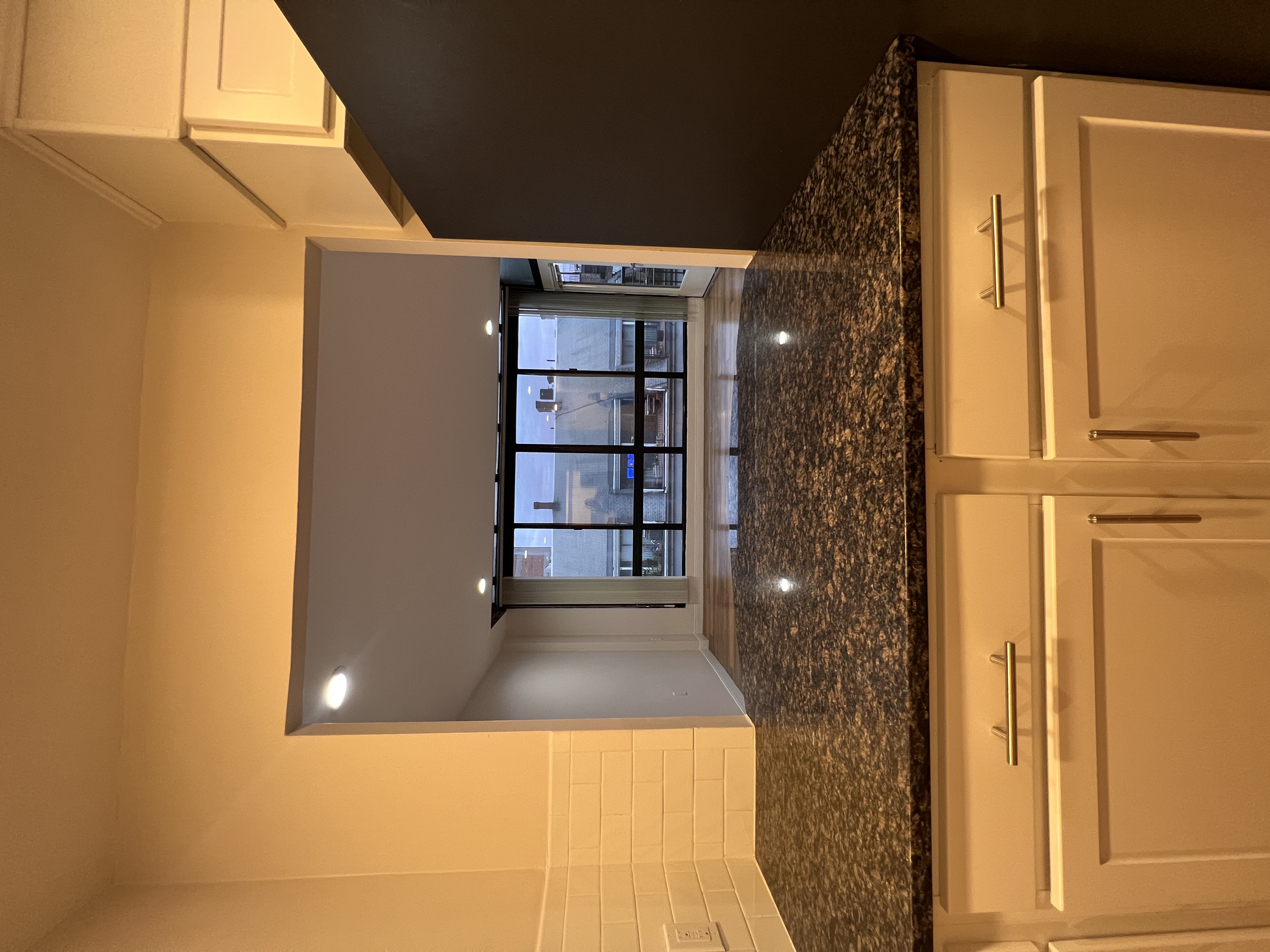 145 Commercial St, North End