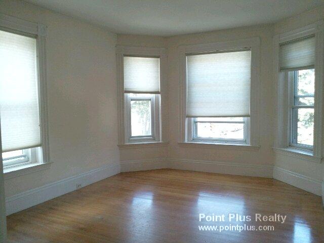 128 Magazine St, Cambridgeport