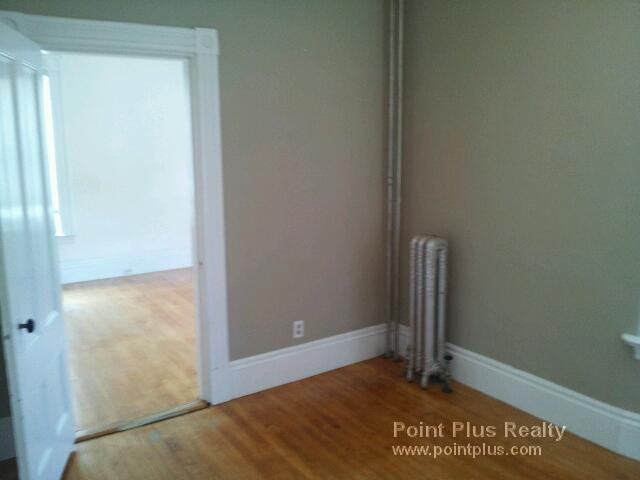 128 Magazine St, Cambridgeport