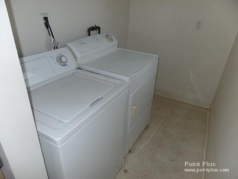 12 Cutter Ave, Davis Square