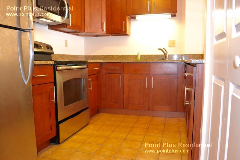 345 Franklin St, Riverside